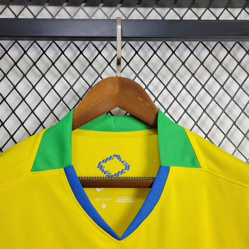 2025 Maillot Domicile Brésil AAA qualité fan — view 3