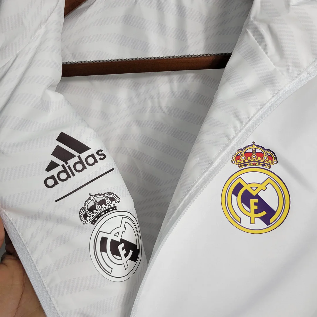 2023/2024 Real Madrid Reversible Windbreaker White — view 7