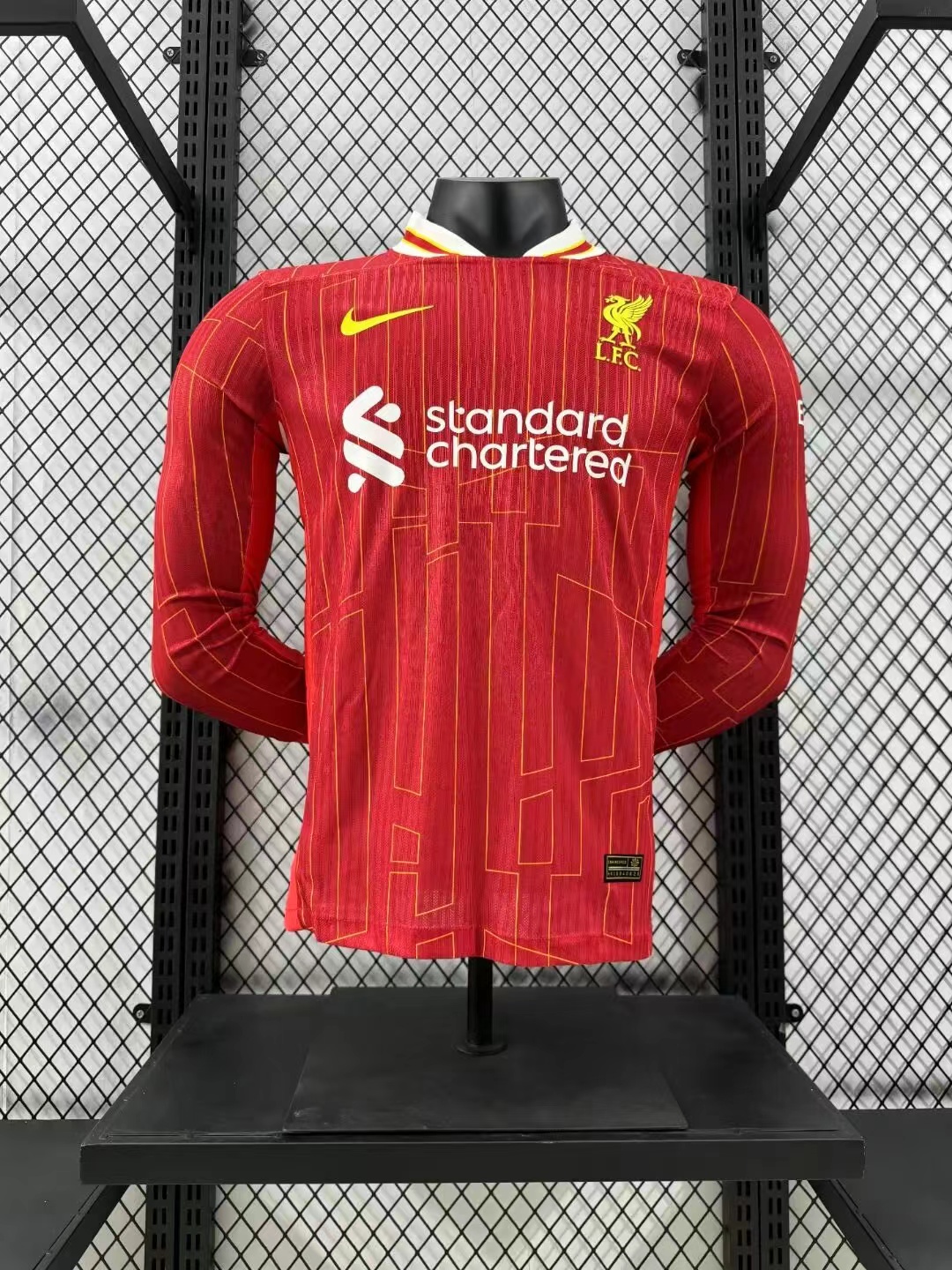 2024/2025 Long Sleeve Liverpool Home Player Version Football Shirt AAA fan-grade