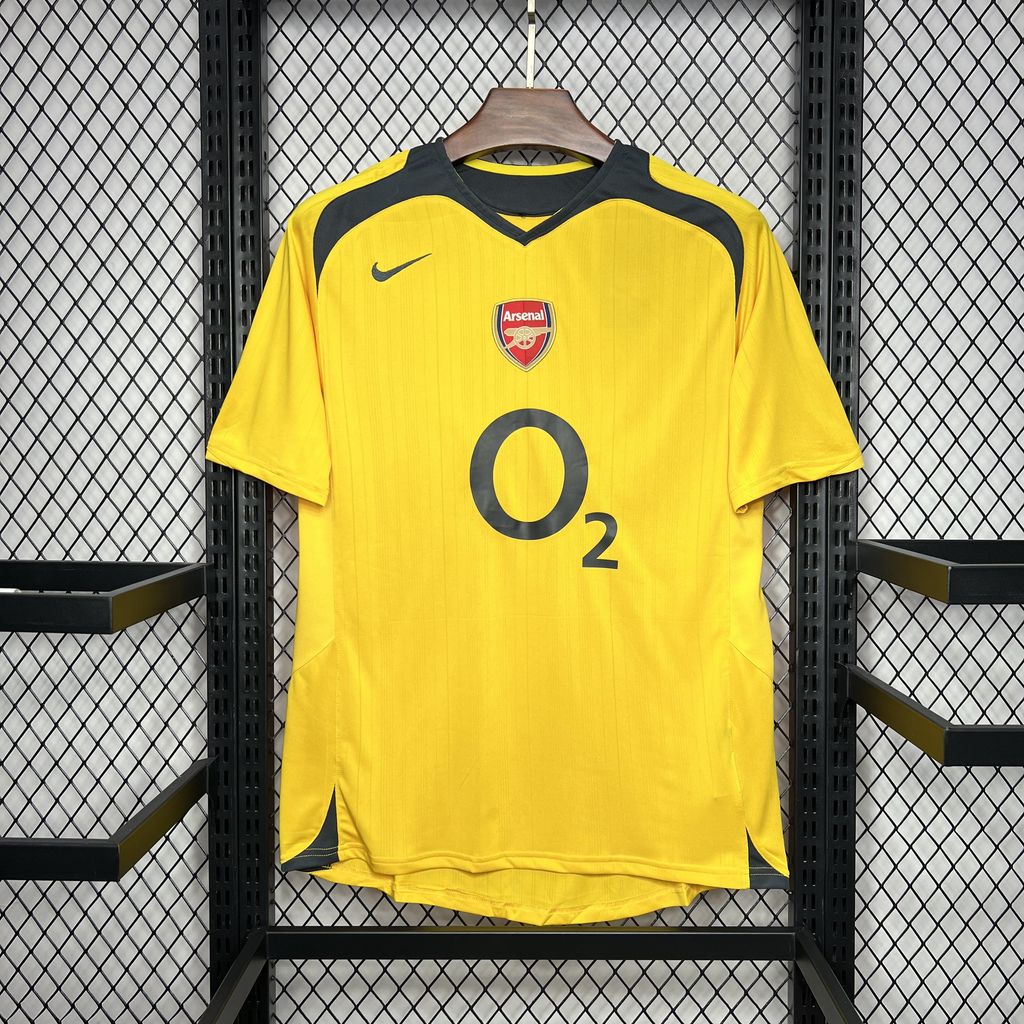 2005/2006 Retro Arsenal Away Football Shirt AAA fan-grade