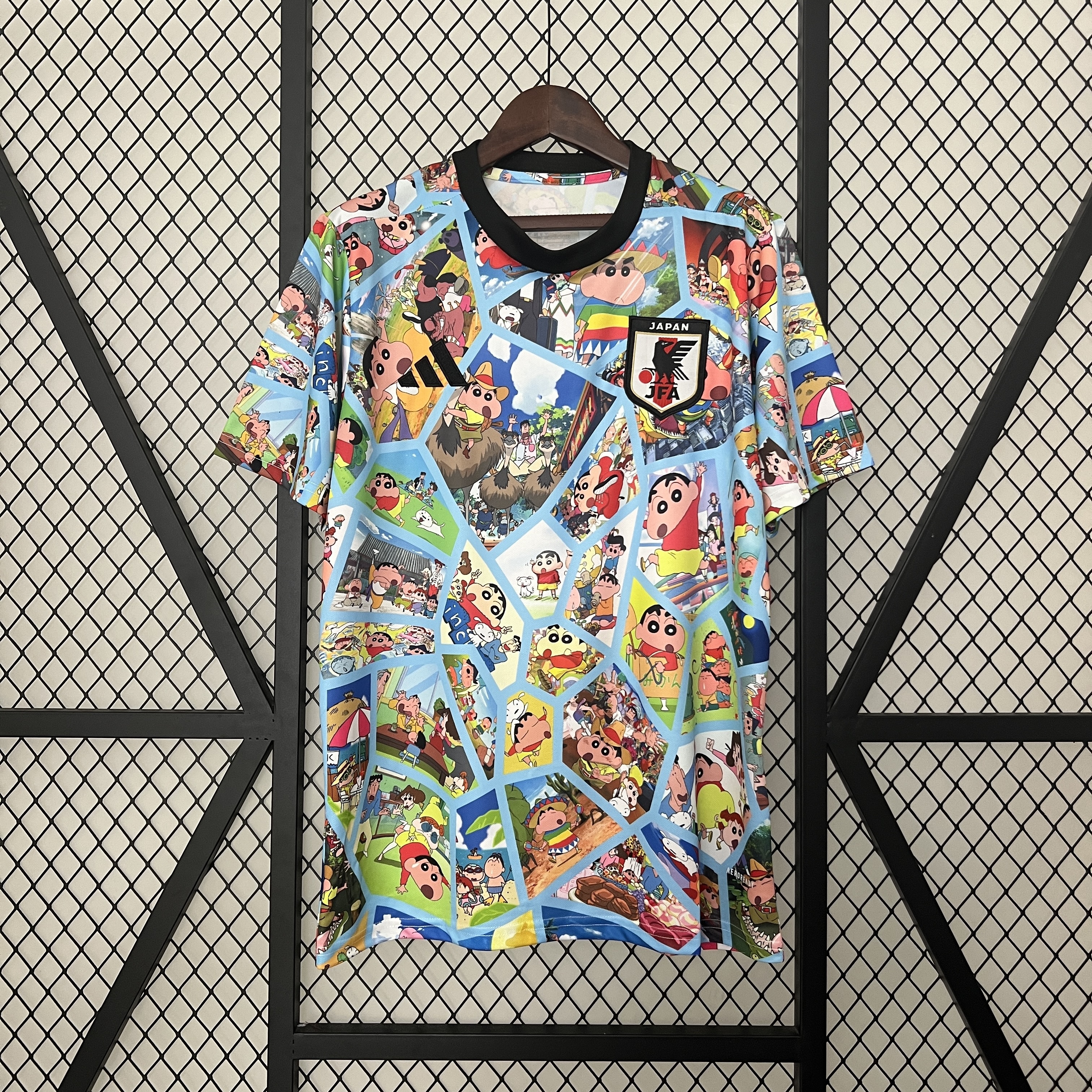 2024 Japan Crayon Xiao Xin Edition Football Shirt AAA fan-grade
