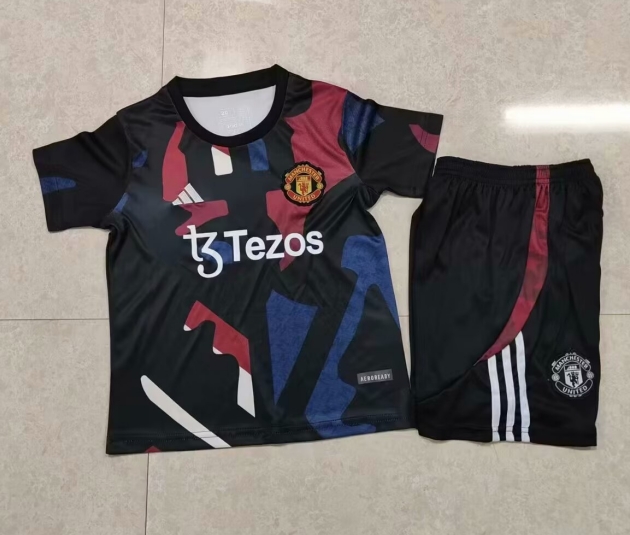 2025/2026 Manchester United Pre-Match Training Uniform football shirt AAA fan-grade Kids Size