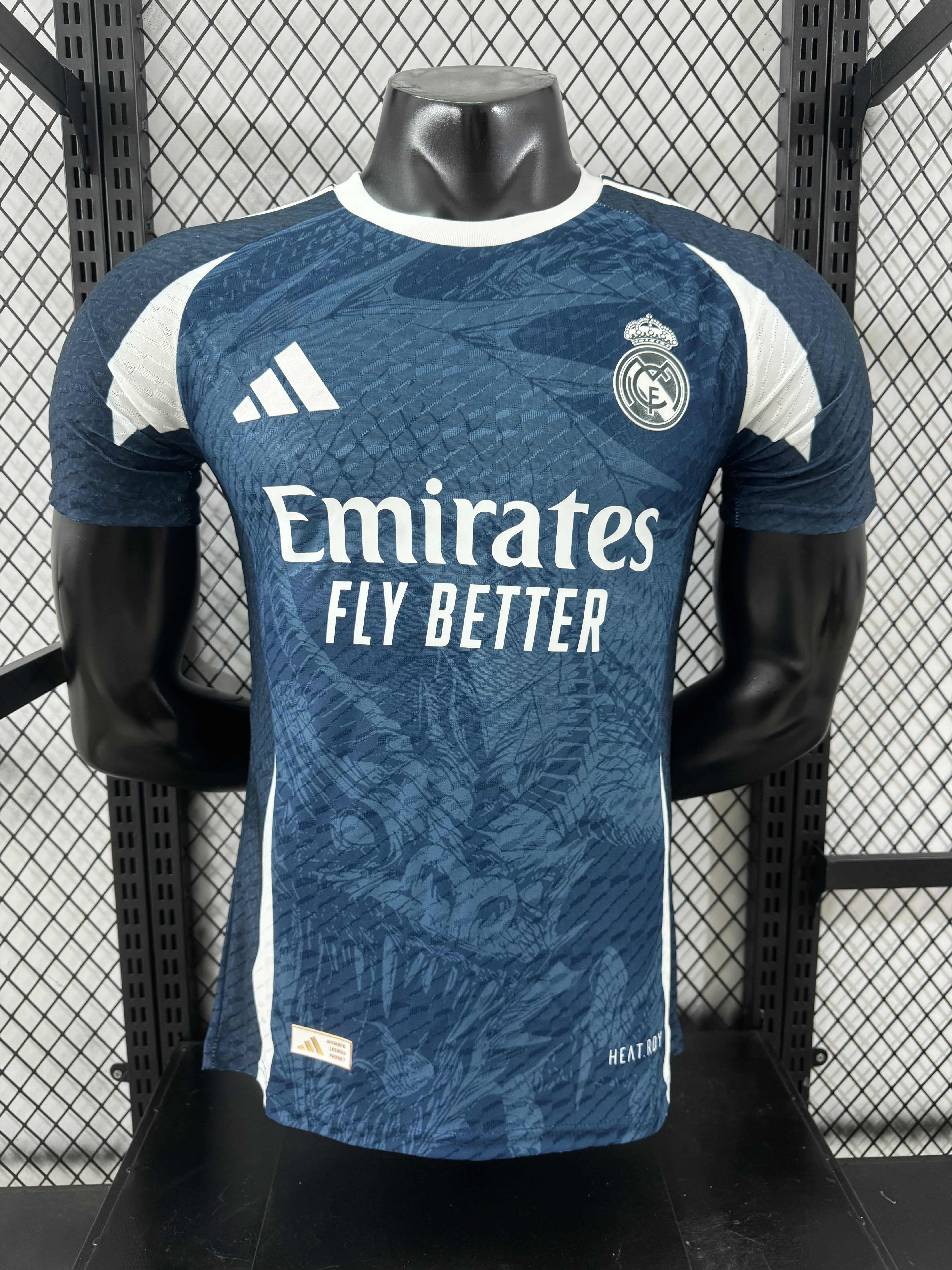 2025/2026 Player Version Real Madrid Special Edition 39 Football Jersey AAA fan-grade