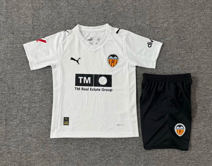 2025/2026 Valencia Home Football Jersey fan-grade Kids Size