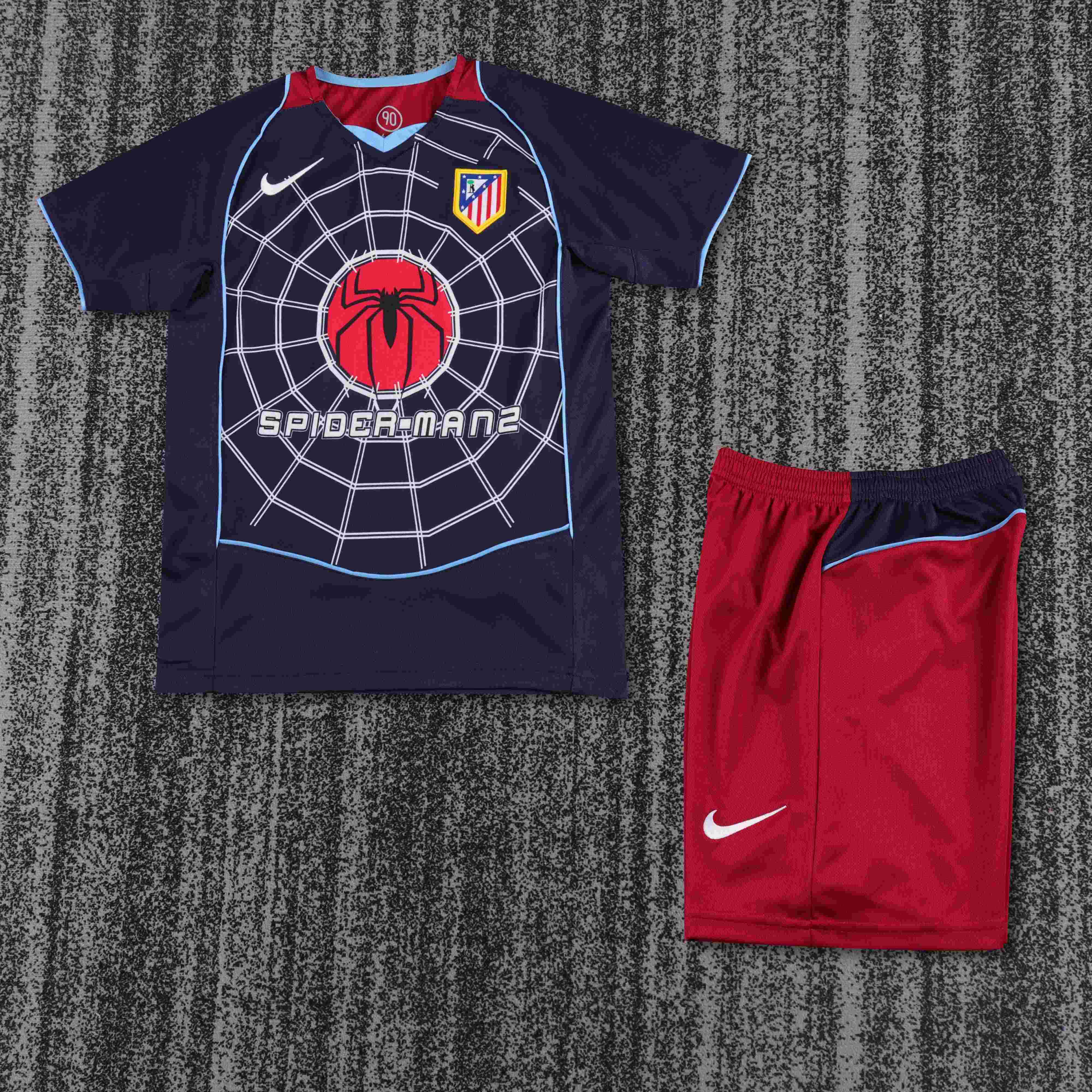 2004-2005 Retro Atletico Madrid Away Football Jersey AAA fan-grade Kids Size
