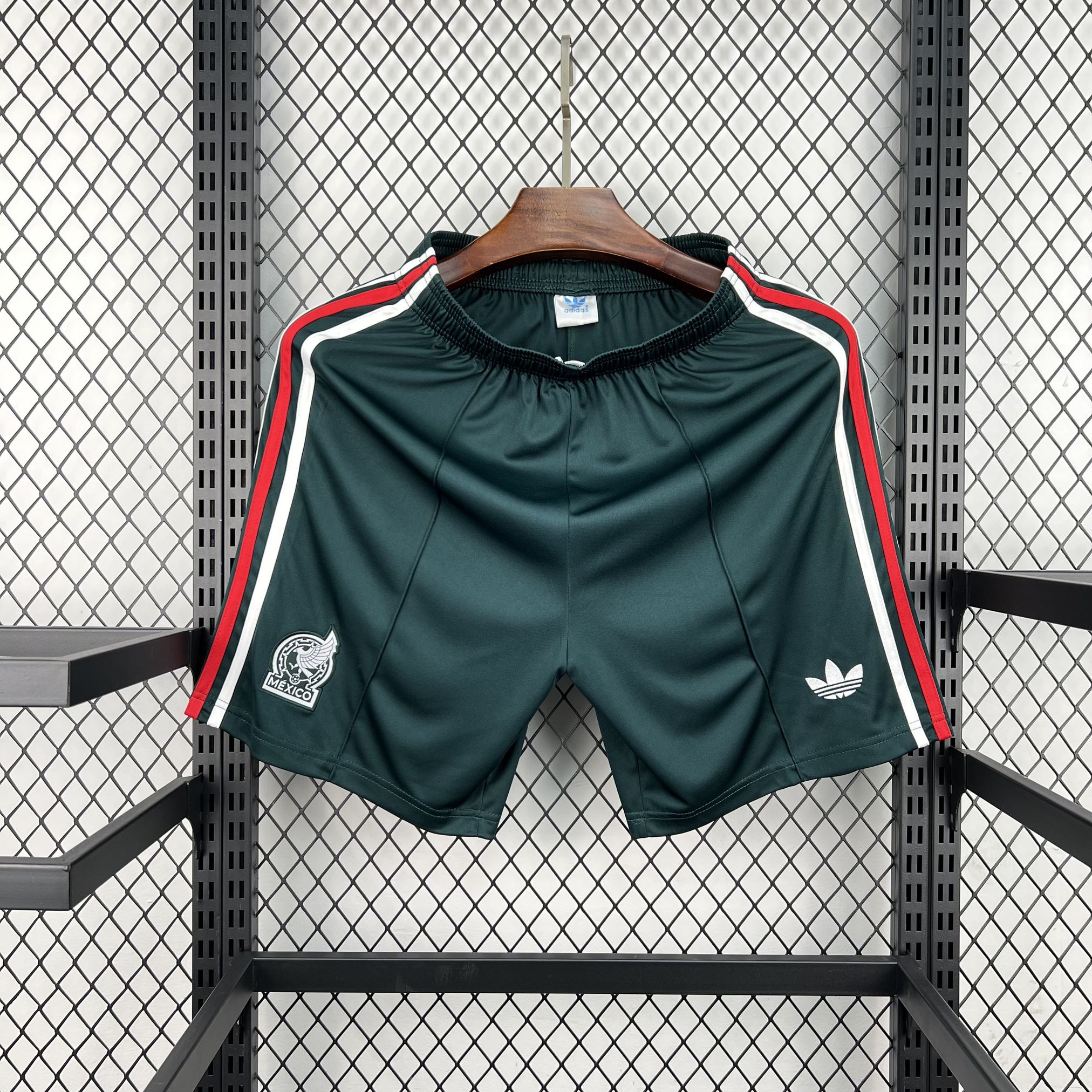 2026 Mexiko Nationalmannschaft Auswärts Shorts AAA Fan-Qualität