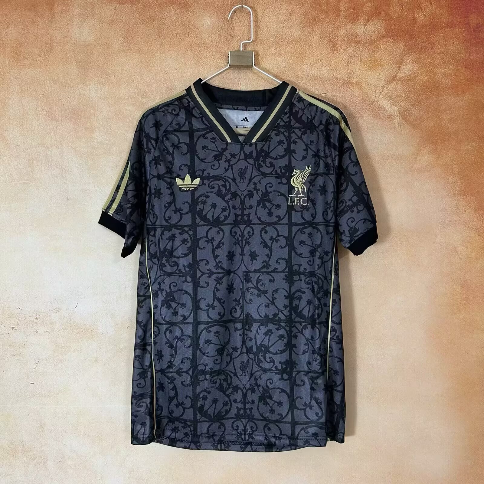 2025/2026 Liverpool Special Edition 12 Football Jersey AAA fan-grade