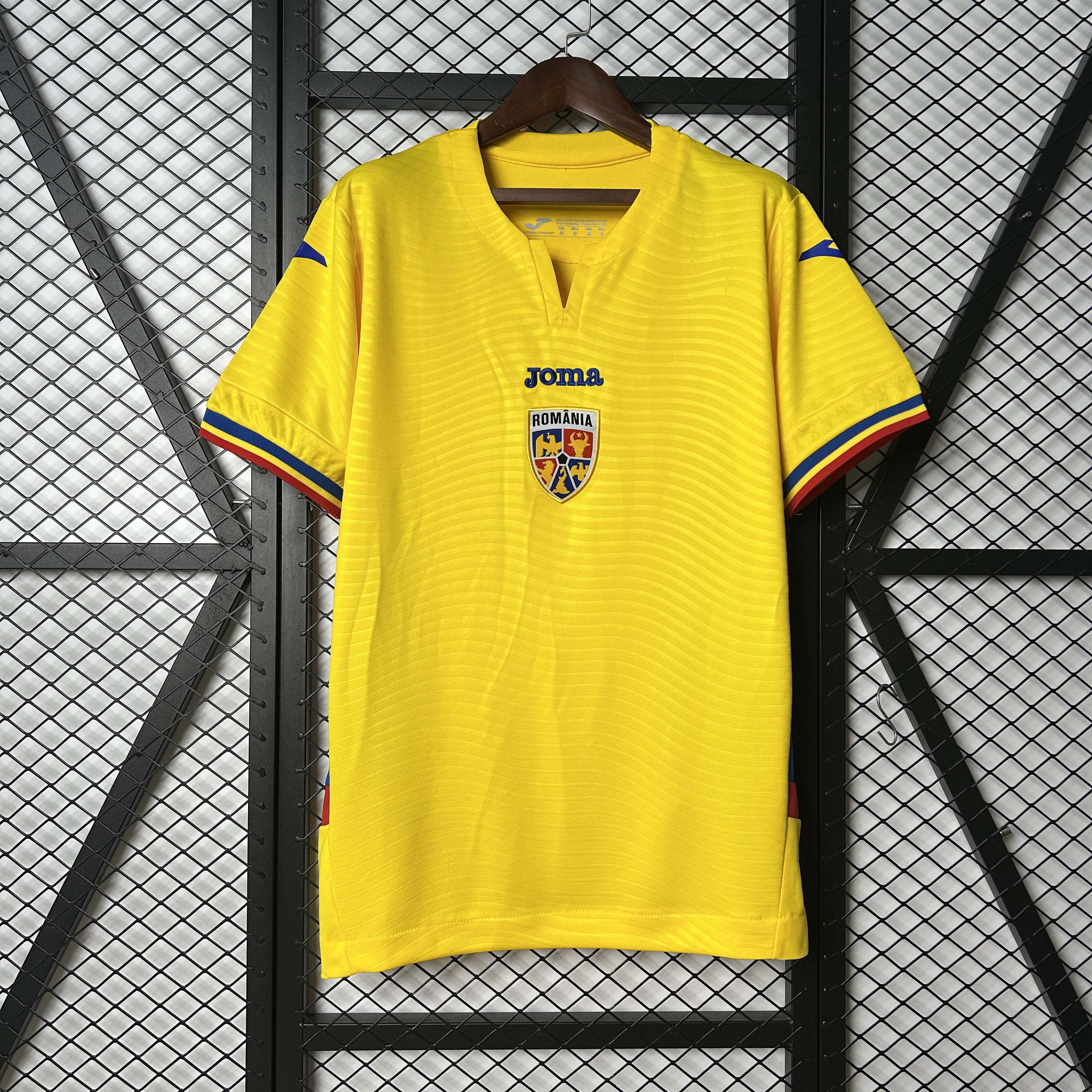 2025-2026 Romania Home Football Shirt AAA fan-grade