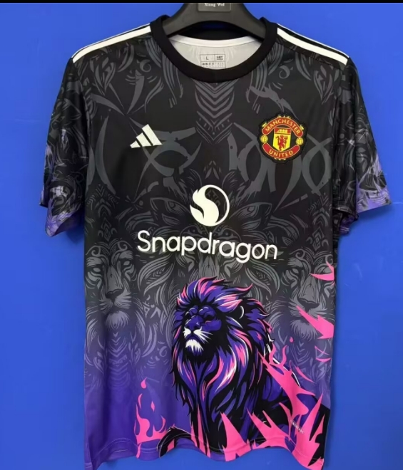 2025/2026 Manchester United Pre-Training Football Jersey AAA fan-grade