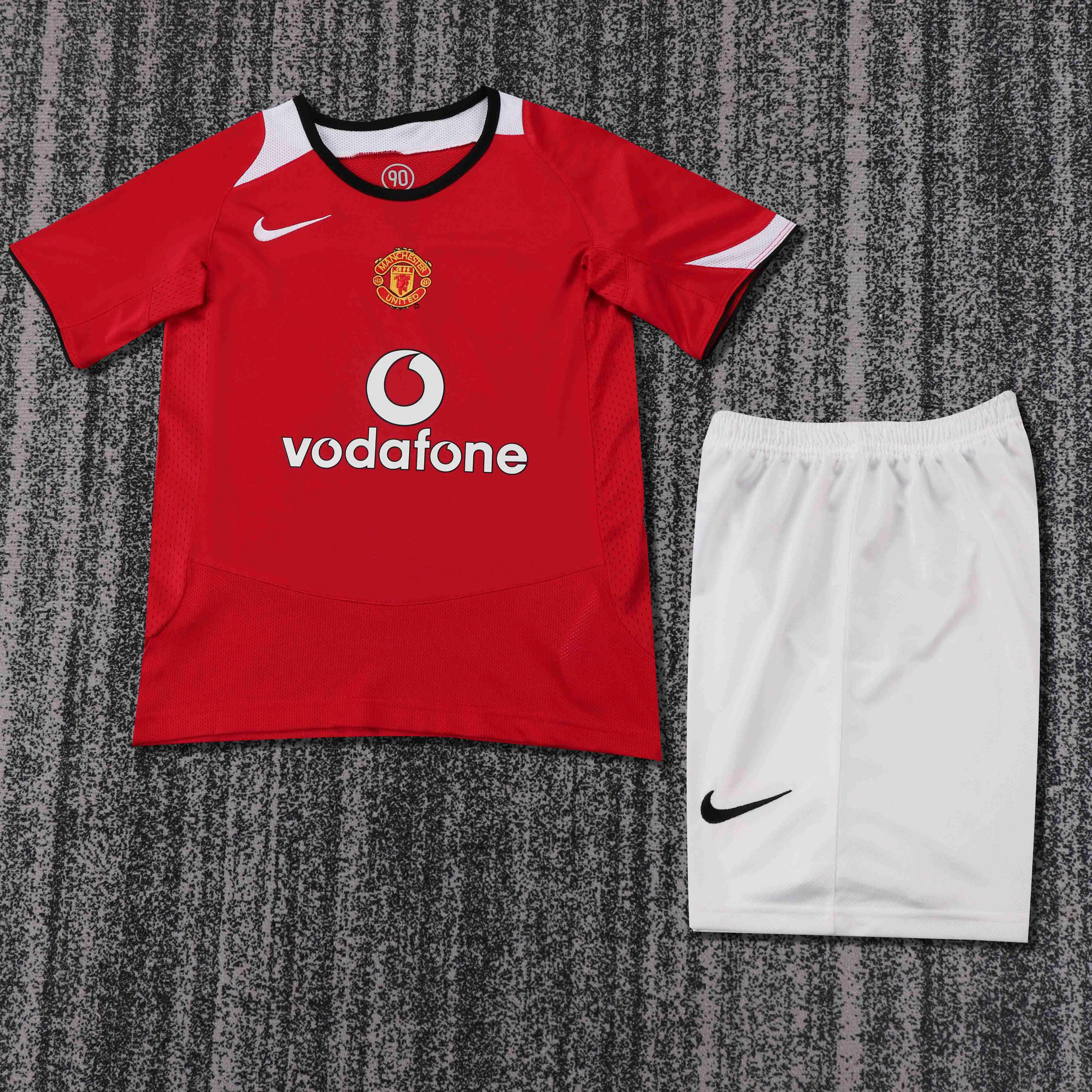 2005-2006 Retro Manchester United Home Football Shirt AAA fan-grade Kids Size