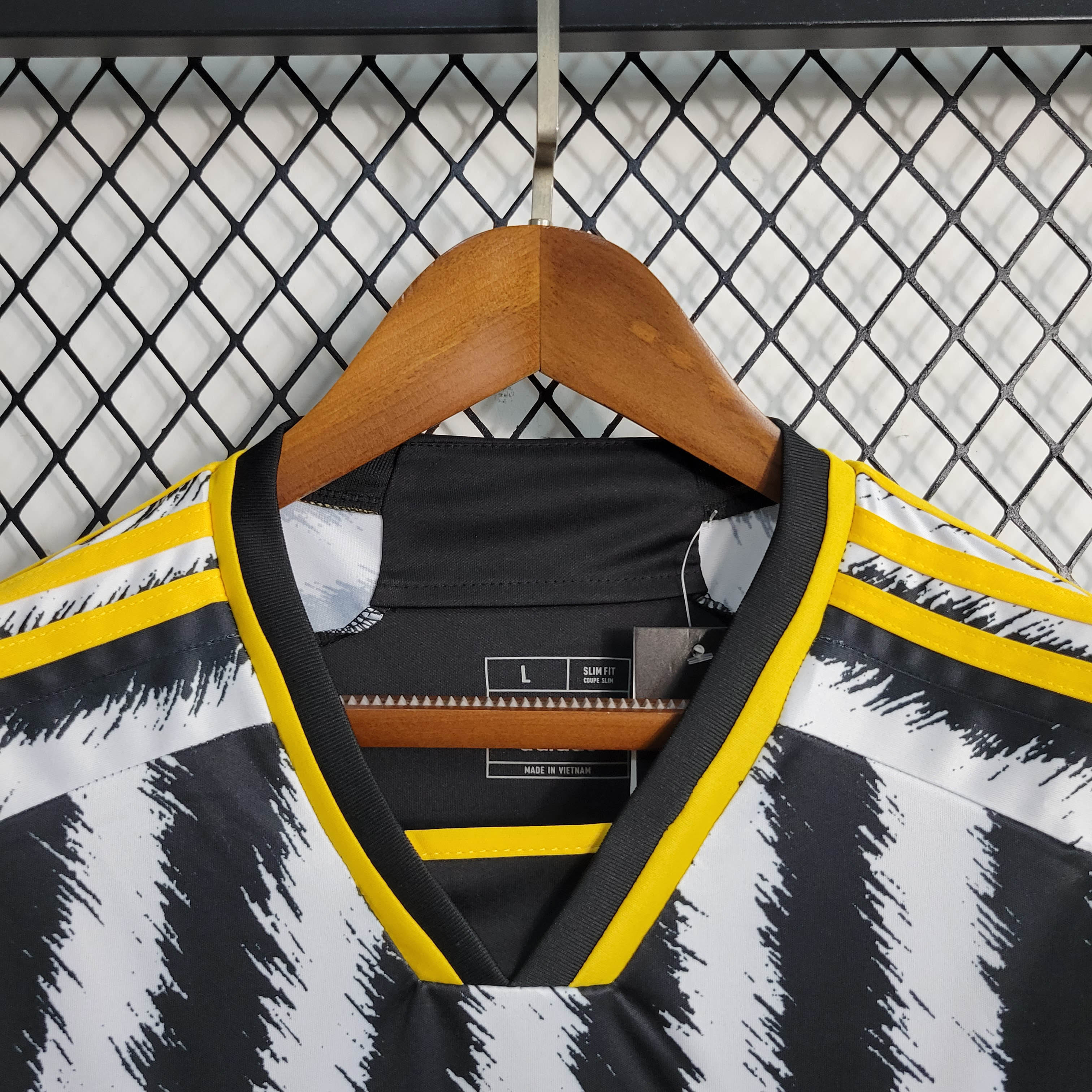 2023/2024 Juventus Domicile Maillot de Football 1:1 Qualité Thaïlandaise — view 8