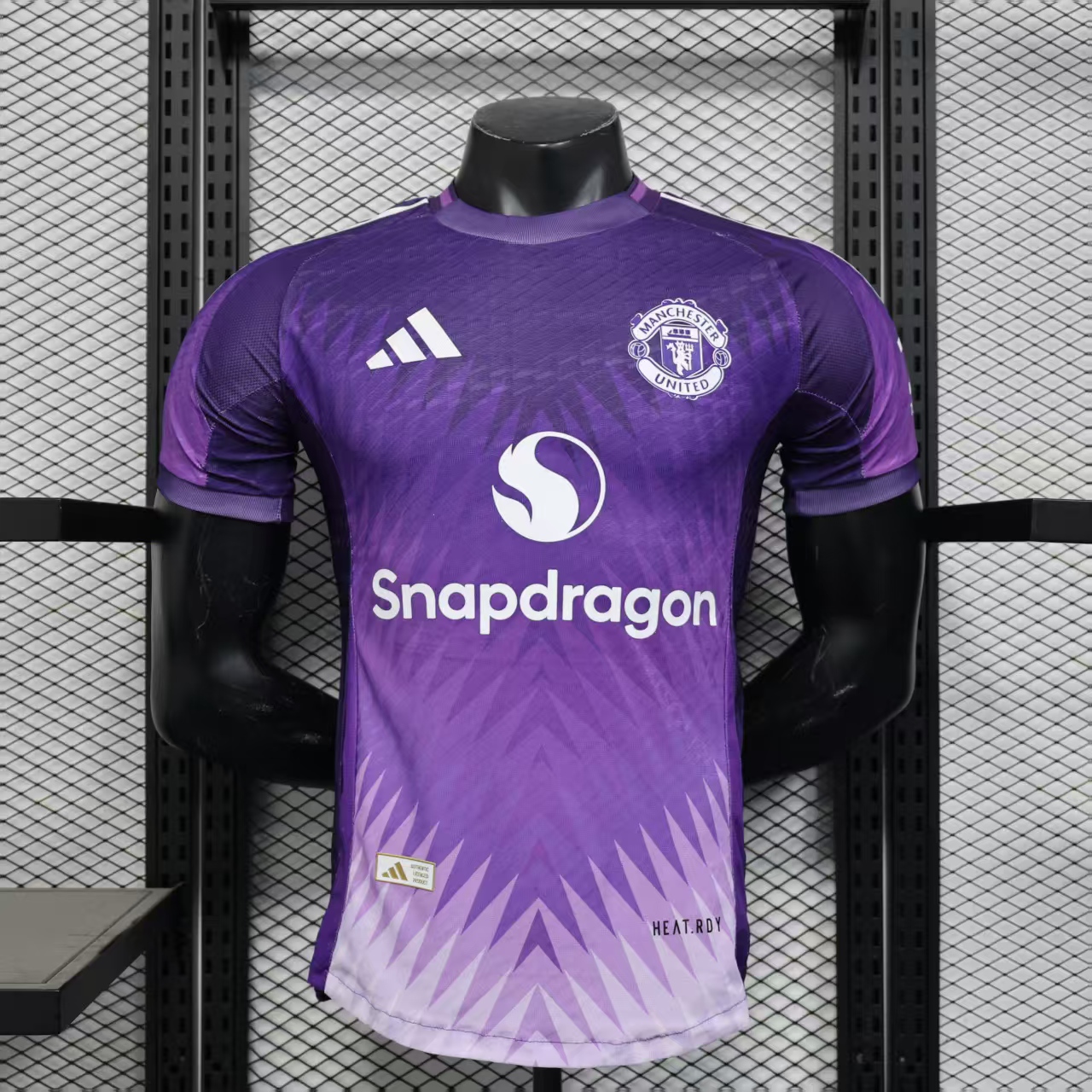 2025/2026 Player Version Manchester United Special Edition 05 Football Jersey AAA fan-grade