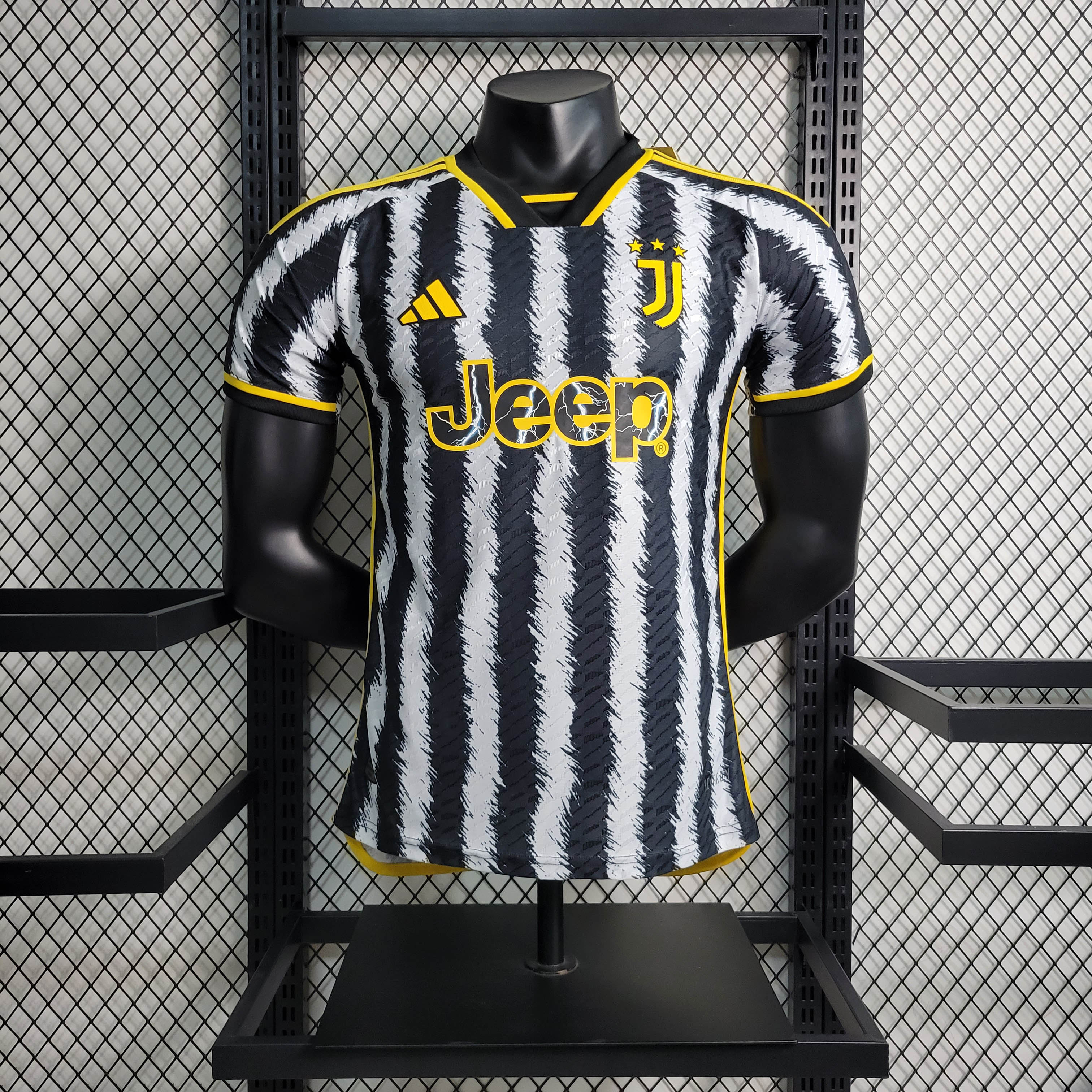 2023/2024 Player Version Juventus Home Football Shirt AAA fan-grade $20.90 $47.90