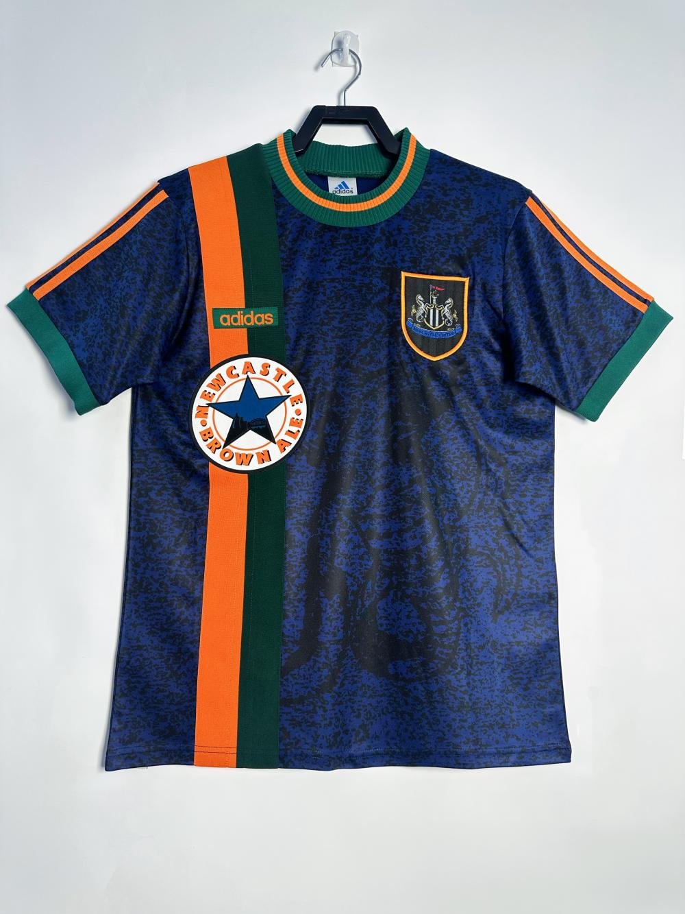 1996-1998 Retro Newcastle United Away Soccer Jersey AAA fan-grade