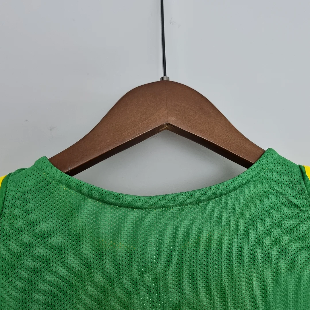 2004 Retro Brazil Soccer Jersey Home — view 5