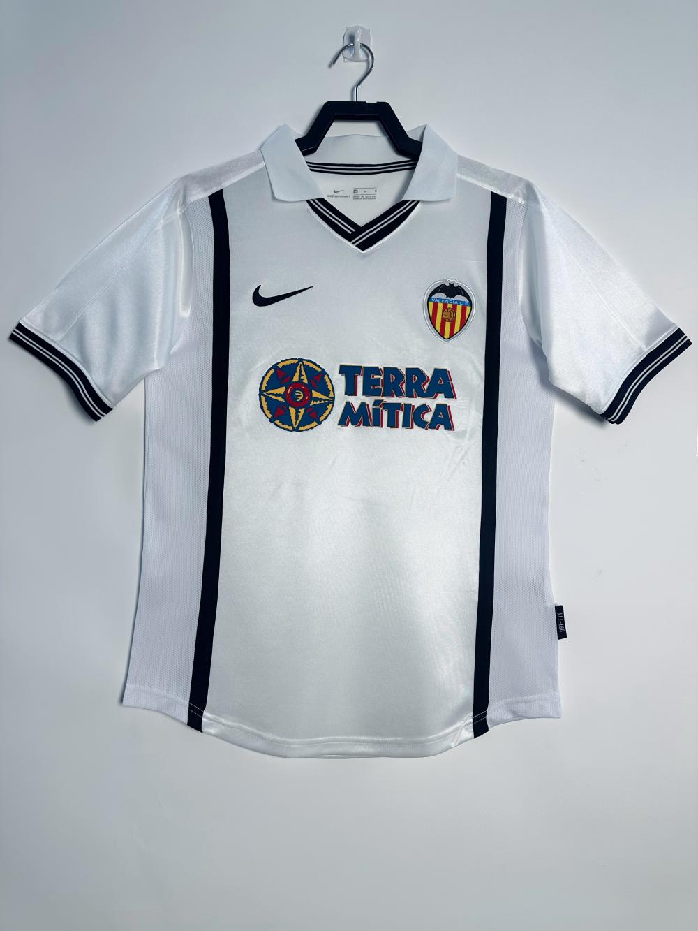 2000/2001 Retro Valencia Home Football Shirt AAA fan-grade