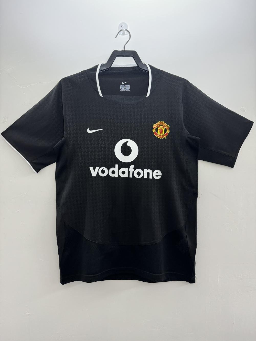 2003-2004 Retro Manchester United Away Football Shirt AAA fan-grade