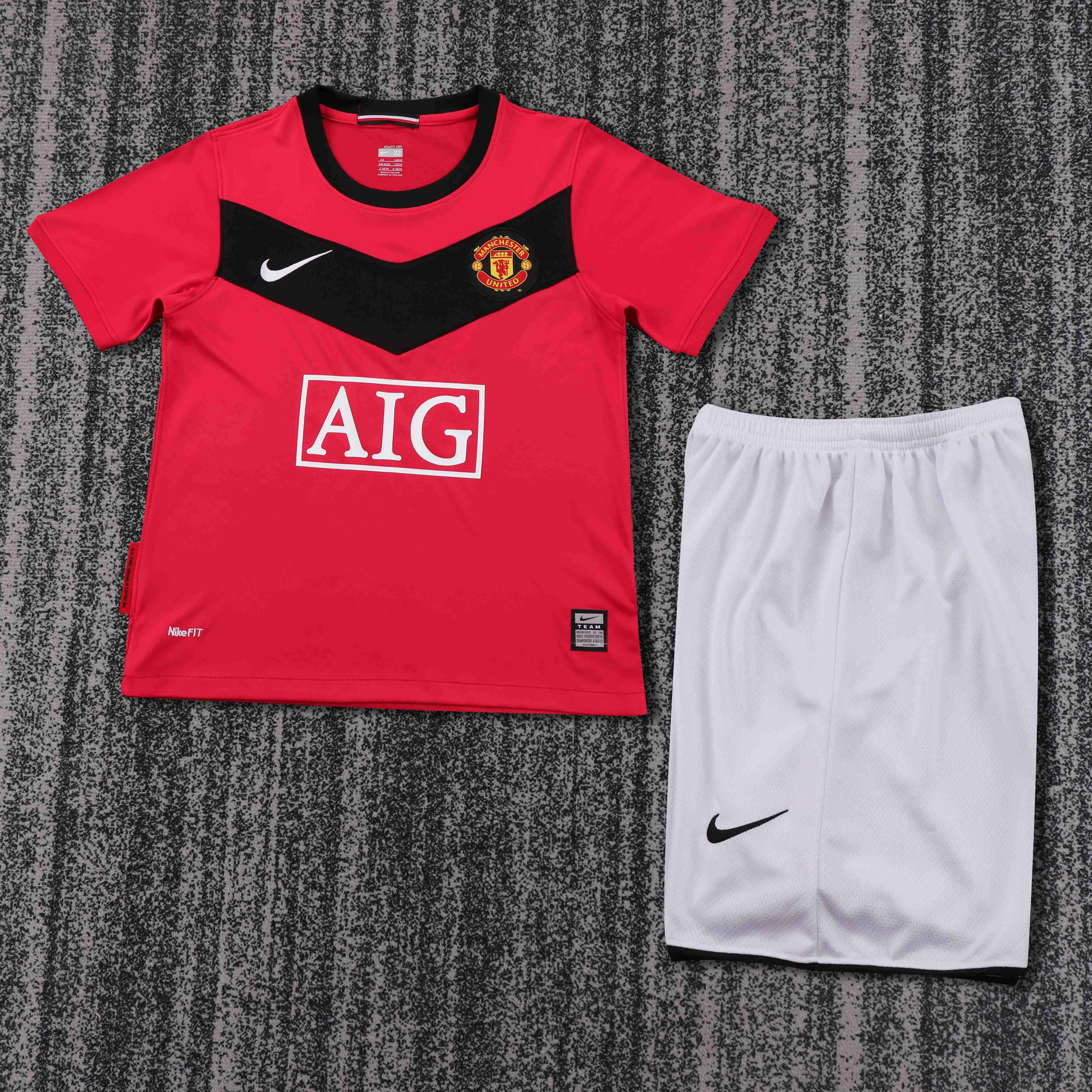 2009-2010 Retro Manchester United Home Football Shirt AAA fan-grade Kids Size