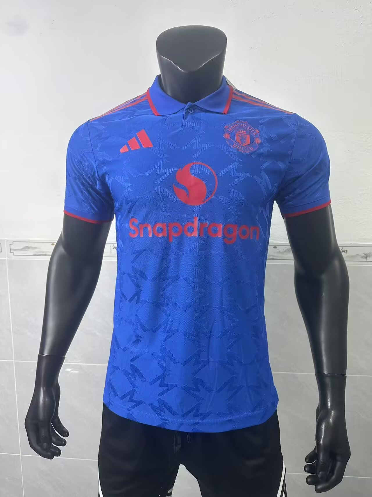 2025/2026 Player Version Manchester United Special Edition Blue Football Jersey AAA fan-grade