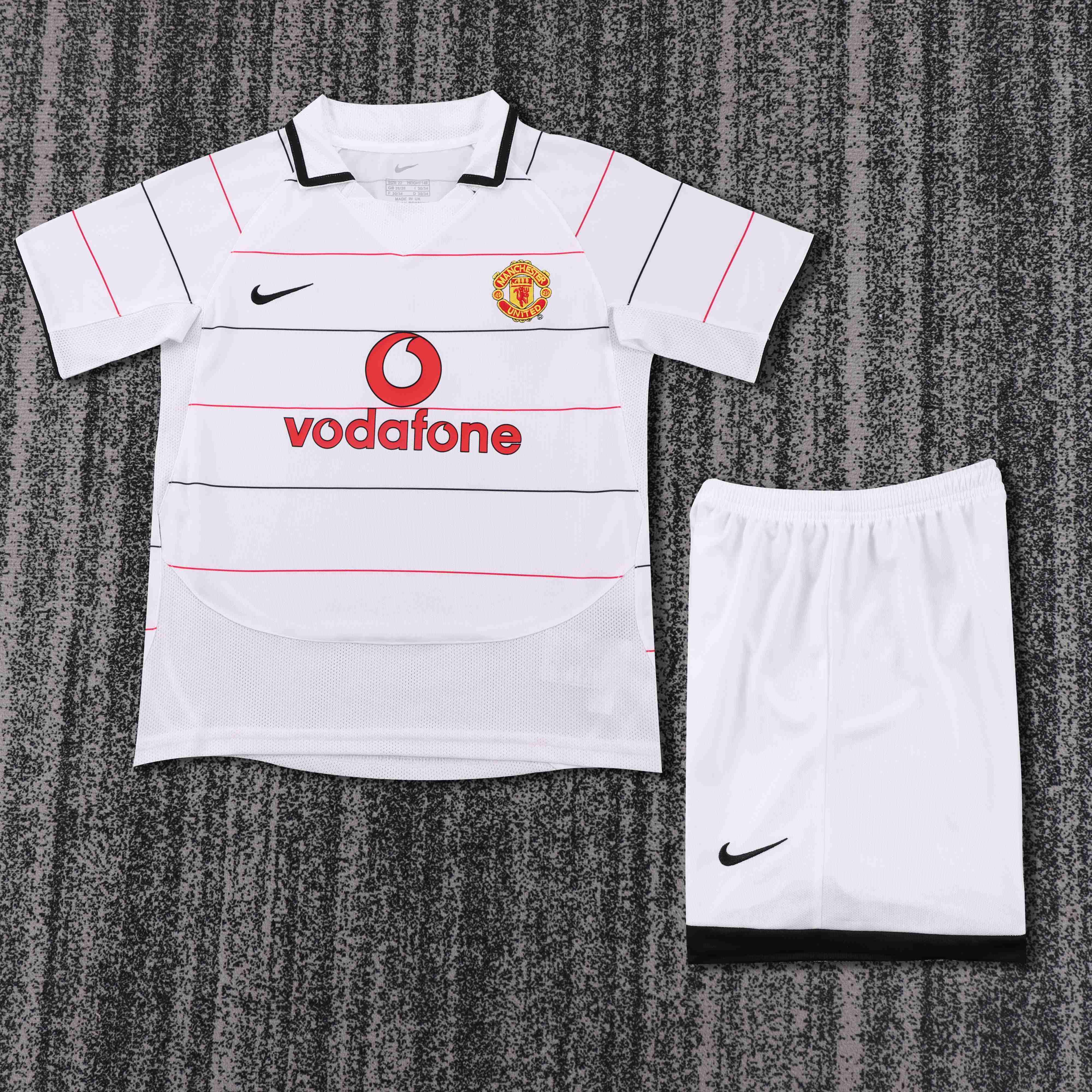 2003-2005 Retro Manchester United Away Football Shirt AAA fan-grade Kids Size
