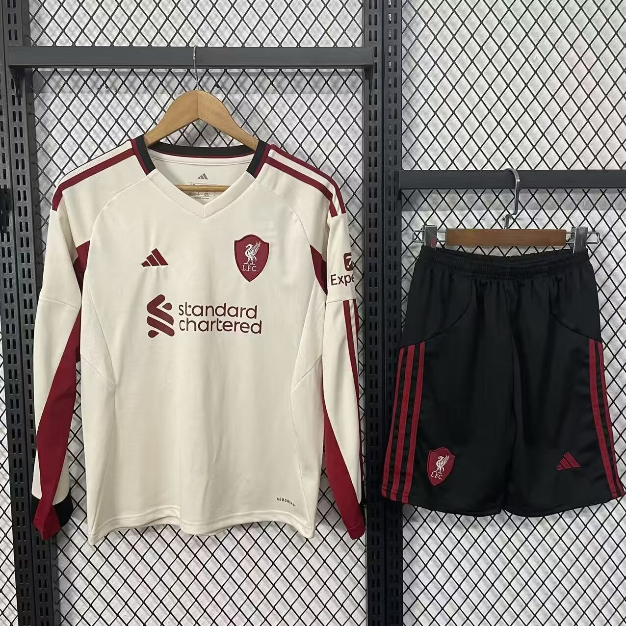 2025/2026 Long Sleeves Liverpool Away Football Jersey AAA fan-grade Kids Size