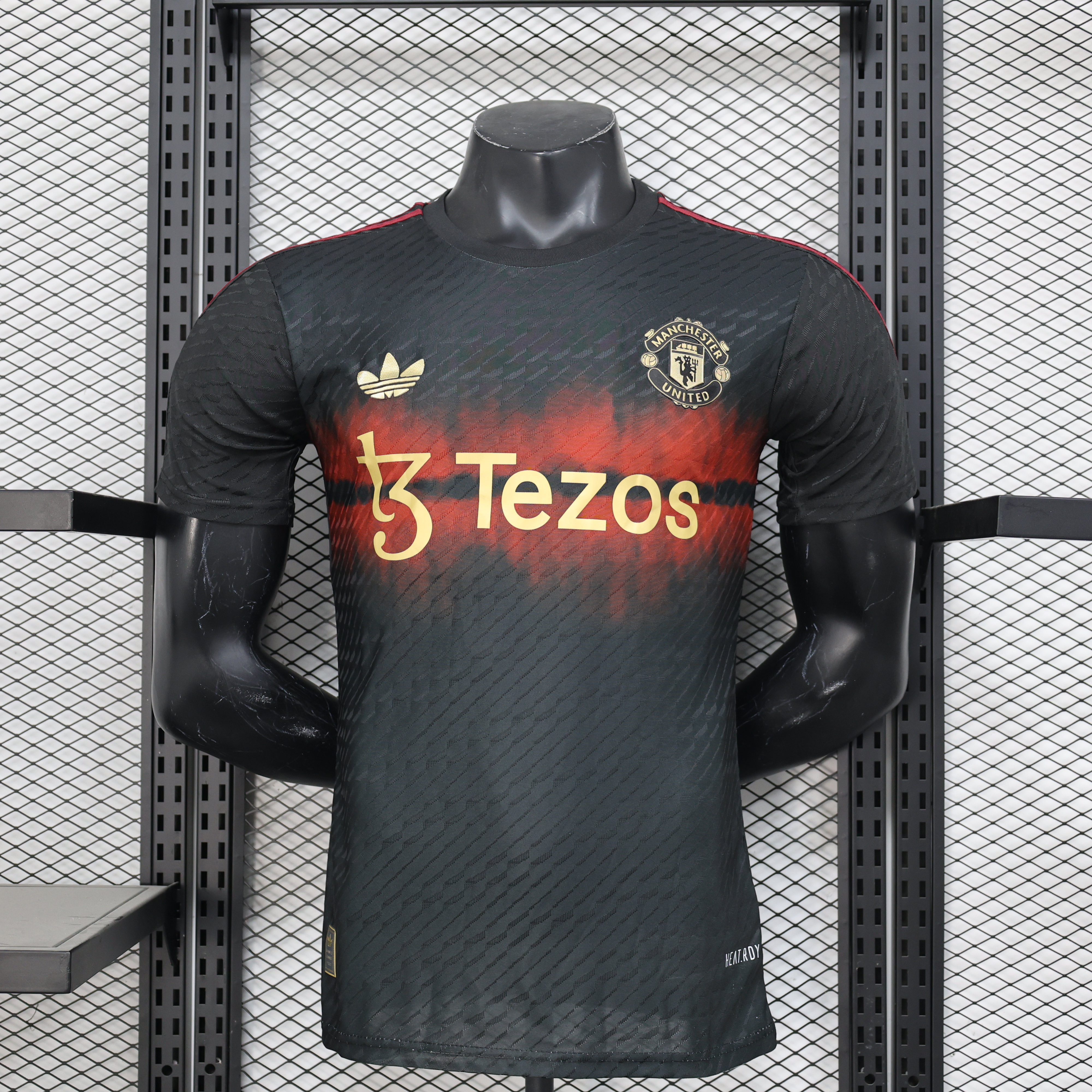 2025/2026 Player Version Manchester United Training 02 Football Jersey AAA fan-grade