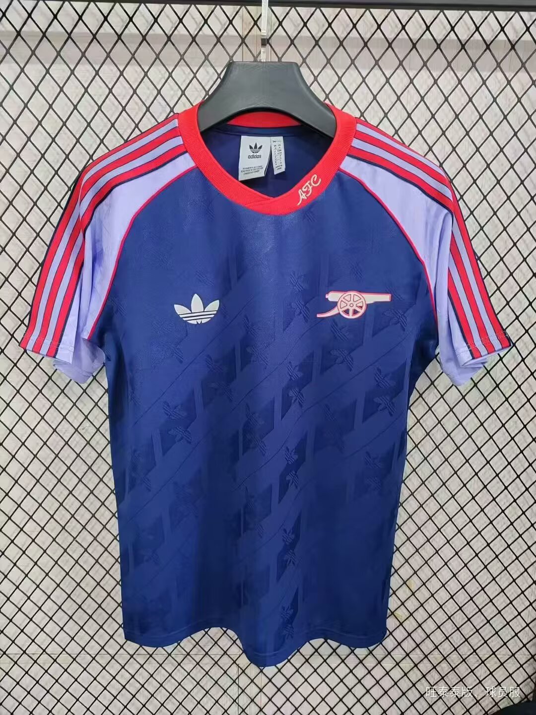 2025/2026 Arsenal Retro commemorative edition Football Jersey AAA fan-grade
