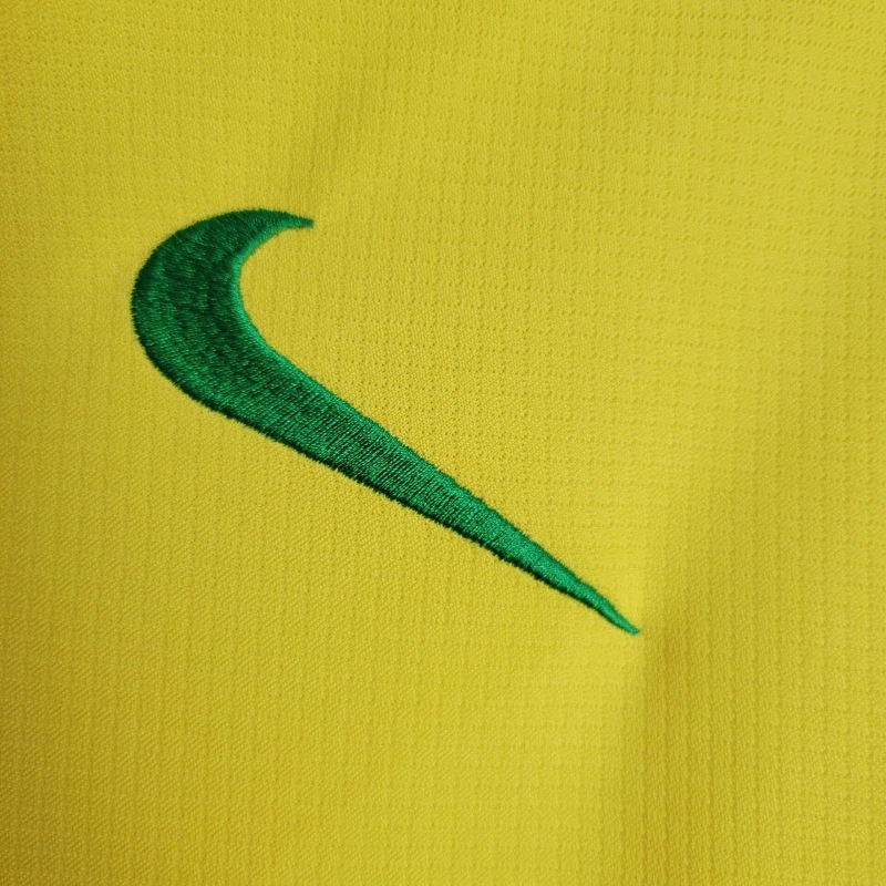 2025 Maillot Domicile Brésil AAA qualité fan — view 5