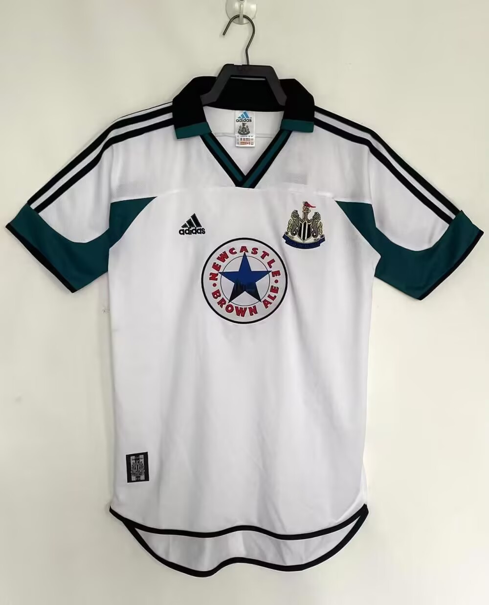 1999-2000 Retro Newcastle United Away Soccer Jersey AAA fan-grade