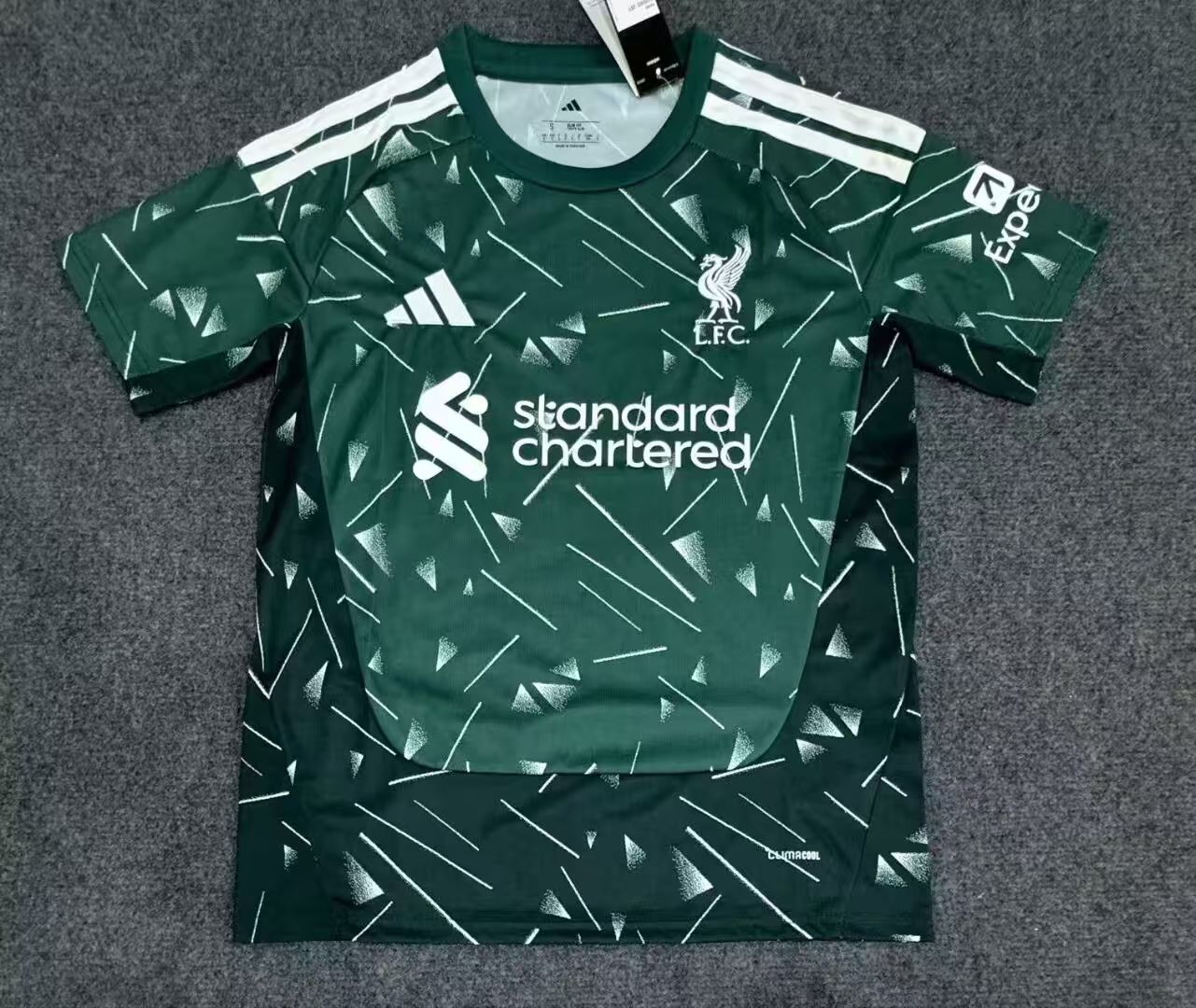 2026/2027 Liverpool Goalkeeper Green Soccer Jersey 1:1 Thai Quality