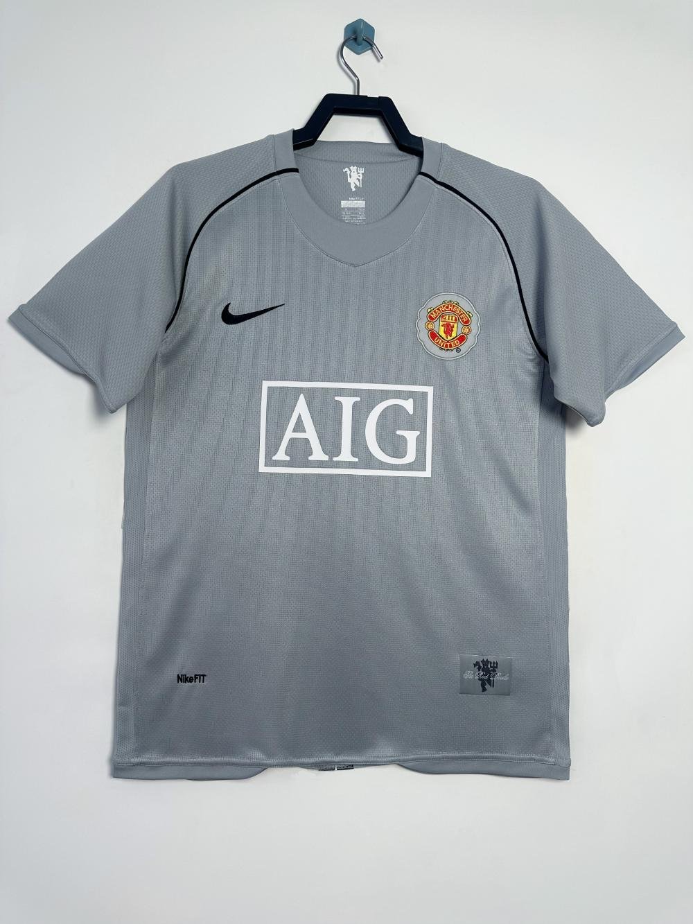 2007/2008 Retro Manchester United Goalkeeper Football Shirt AAA fan-grade