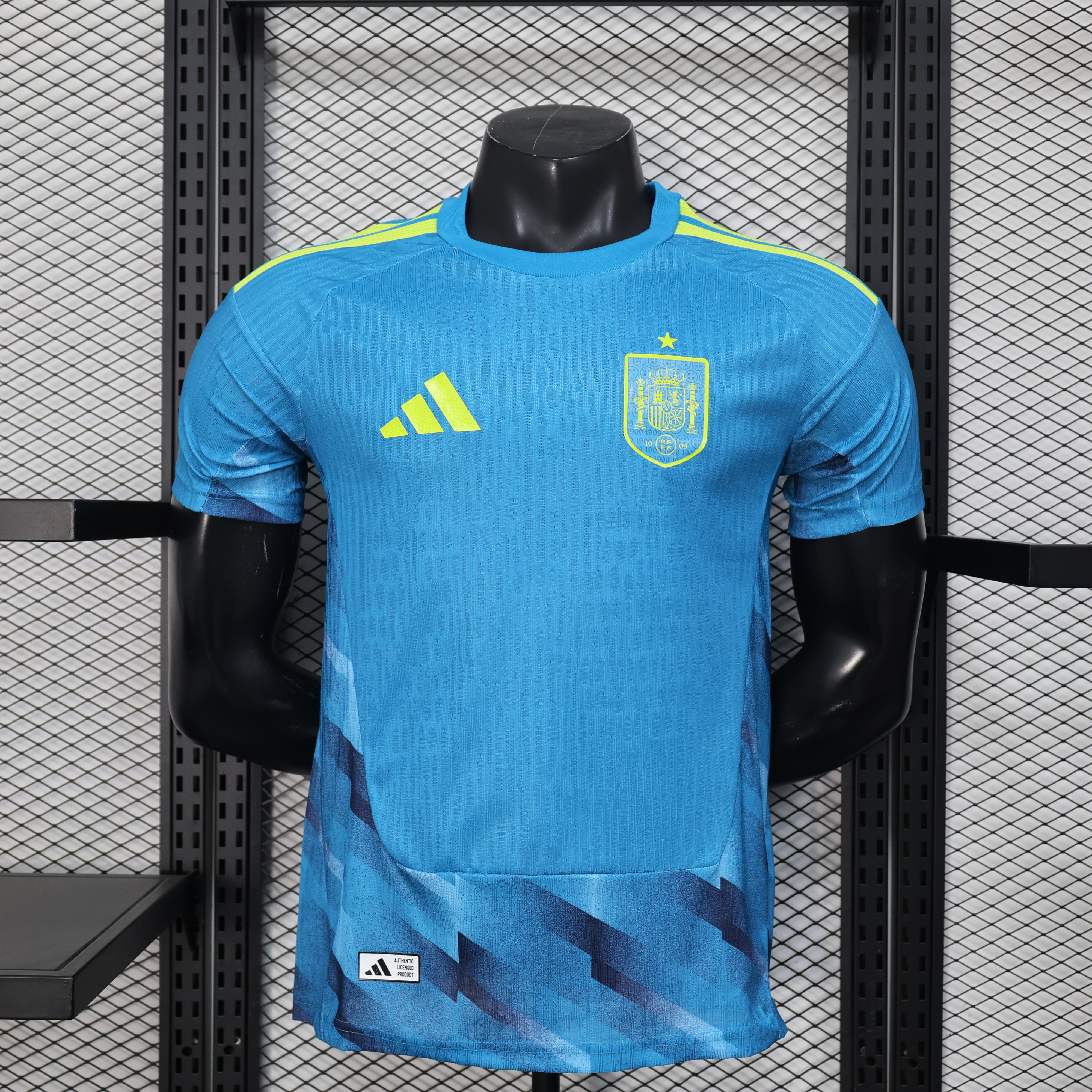 2026 Player Version Spain National Team Goalkeeper Football Shirt AAA fan-grade