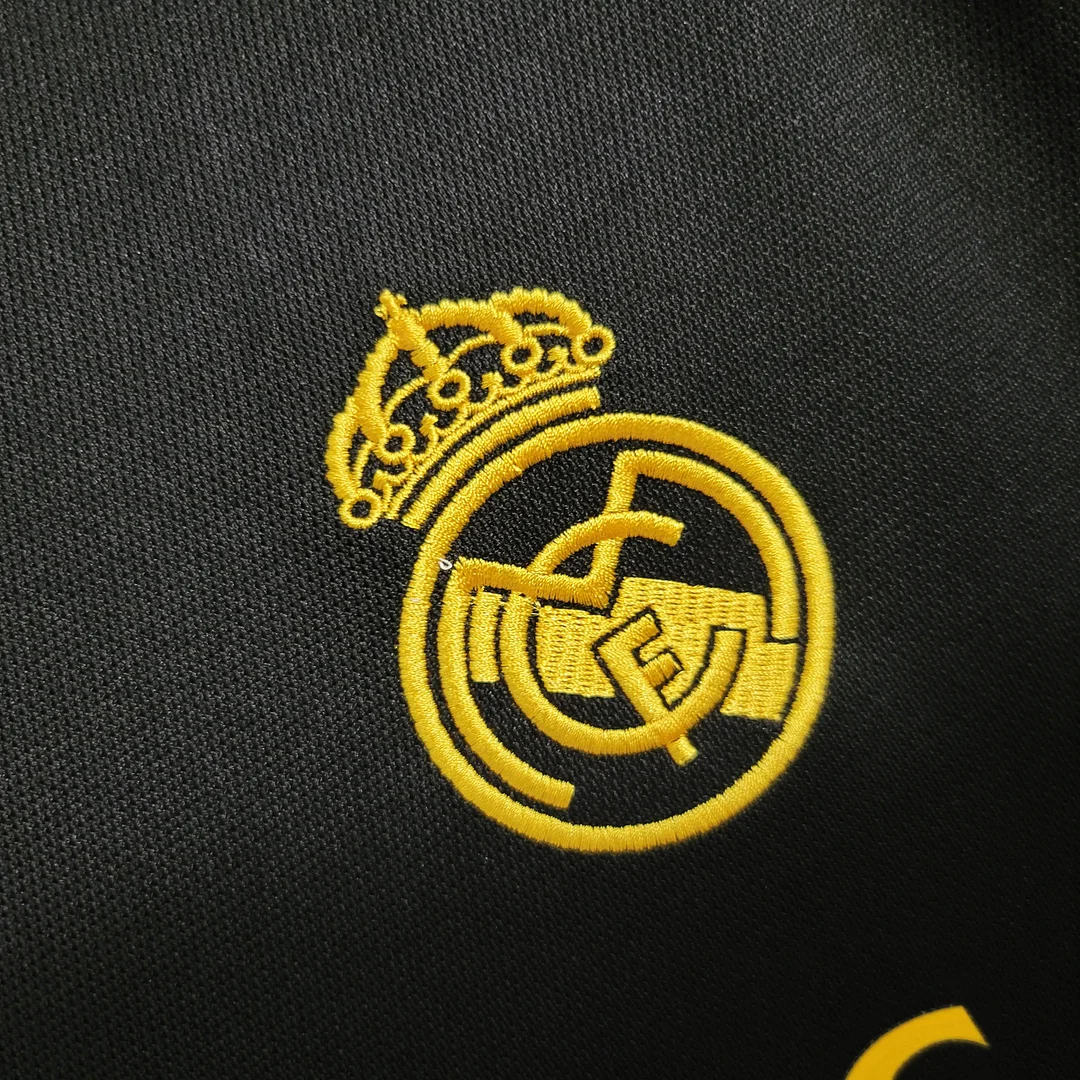 2023/2024 Real Madrid Football Shirt Third Away — view 7