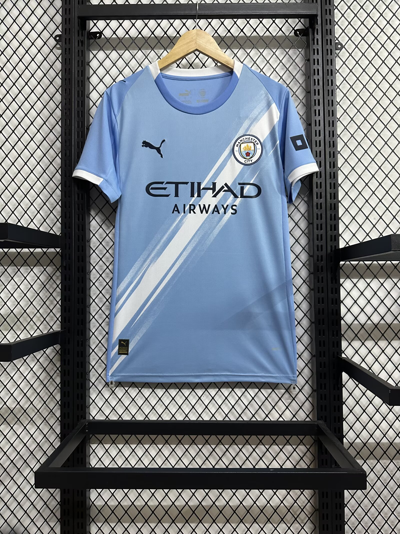 2025/2026 Manchester City Home Football Jersey AAA fan-grade