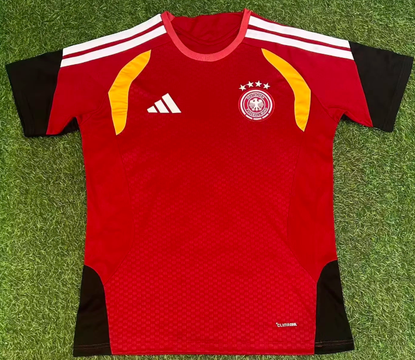Maillot de football tenue d'entraînement Allemagne rouge 2026/2027 qualité thaïlandaise