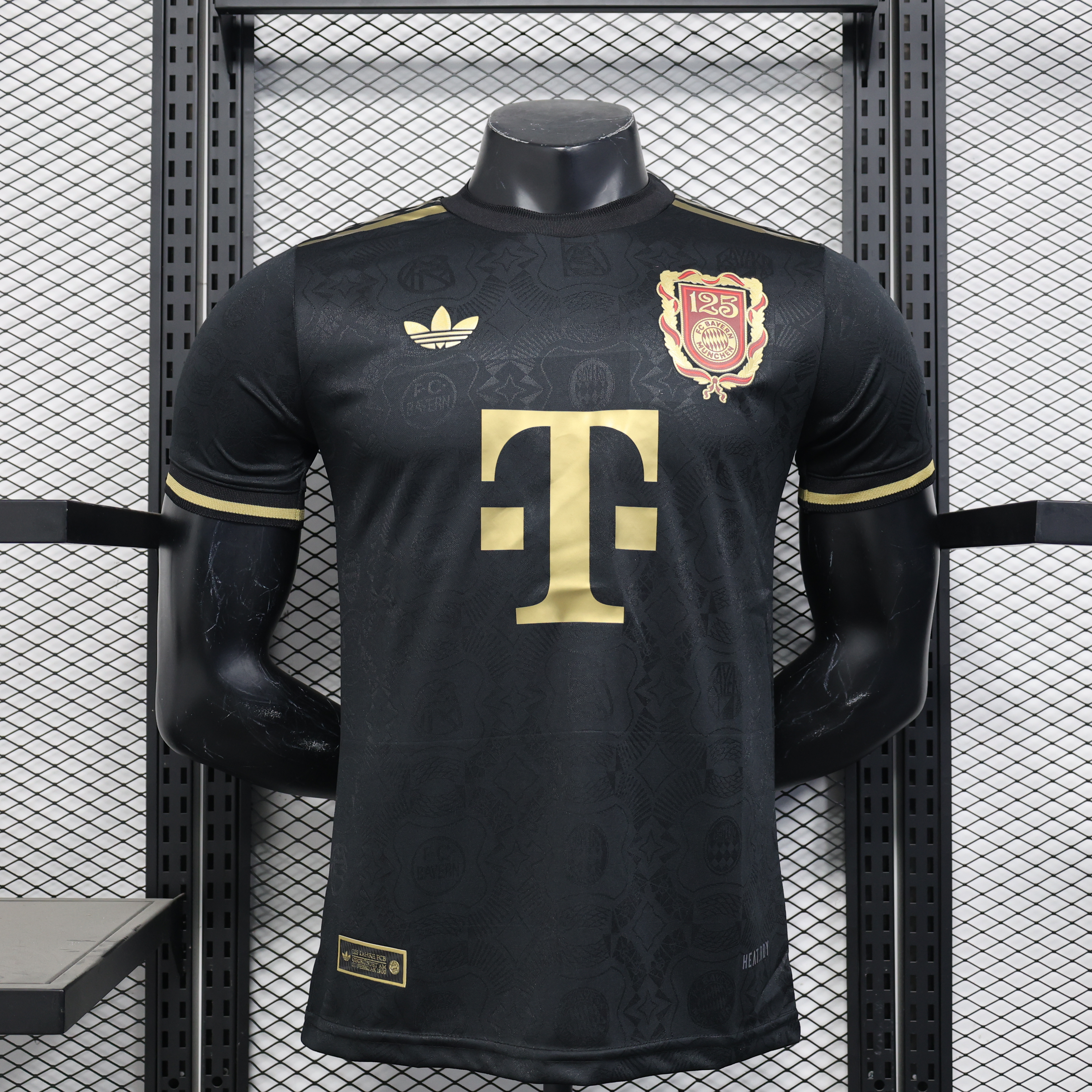 2025/2026 Player Version Bayern Munich 125th Anniversary Black Soccer Jersey AAA fan-grade