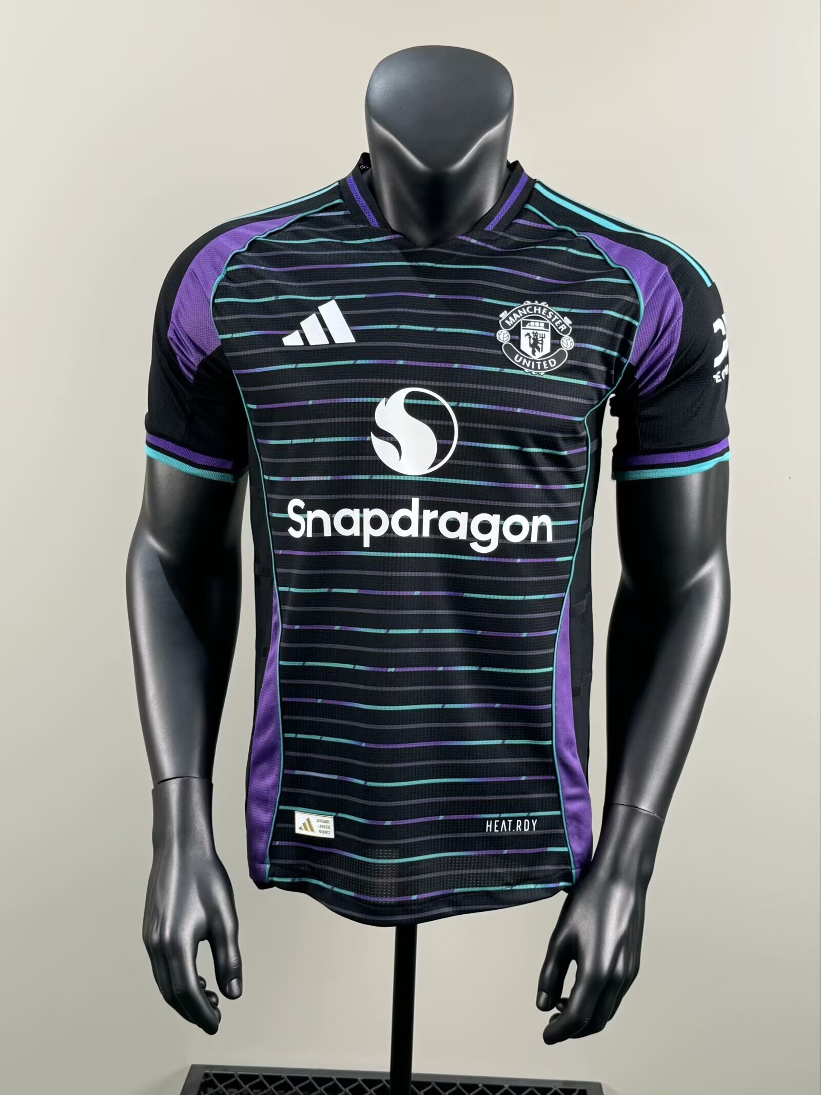 2025/2026 Player Version Manchester United Special Edition 09 Football Jersey AAA fan-grade