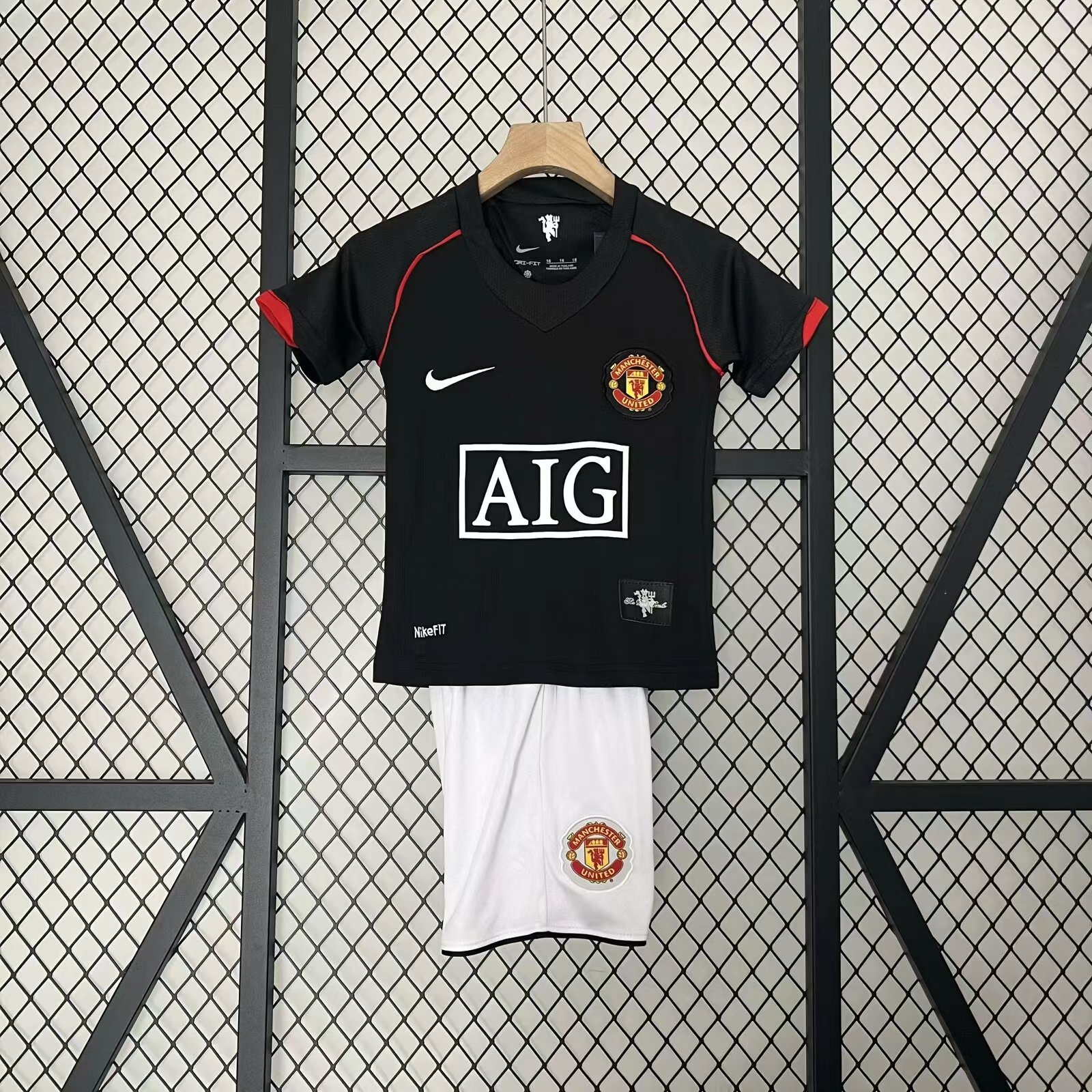 2007/2008 Retro Manchester United Third Away Football Shirt AAA fan-grade Kids Size