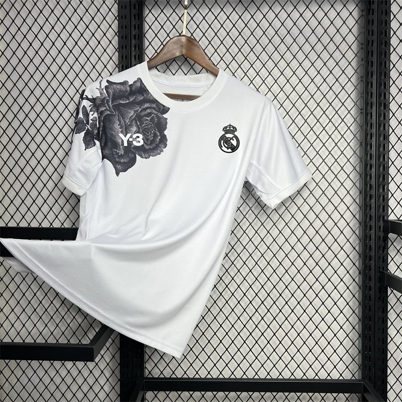2024/2025 Real Madrid Y-3 Weiß Sonderedition Trikot — view 3