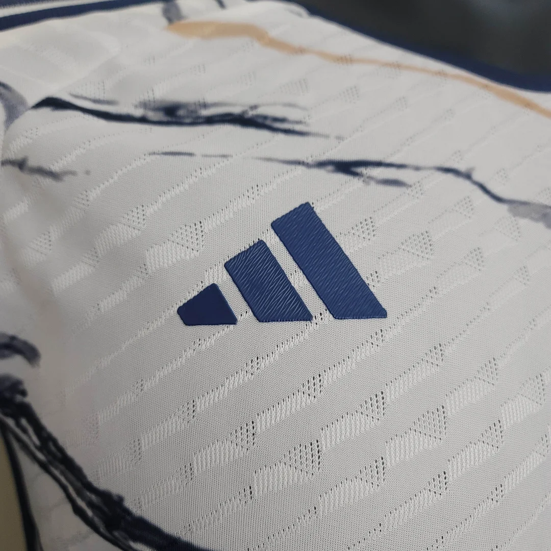2023 Player Version Italy Away Soccer Shirt — view 4