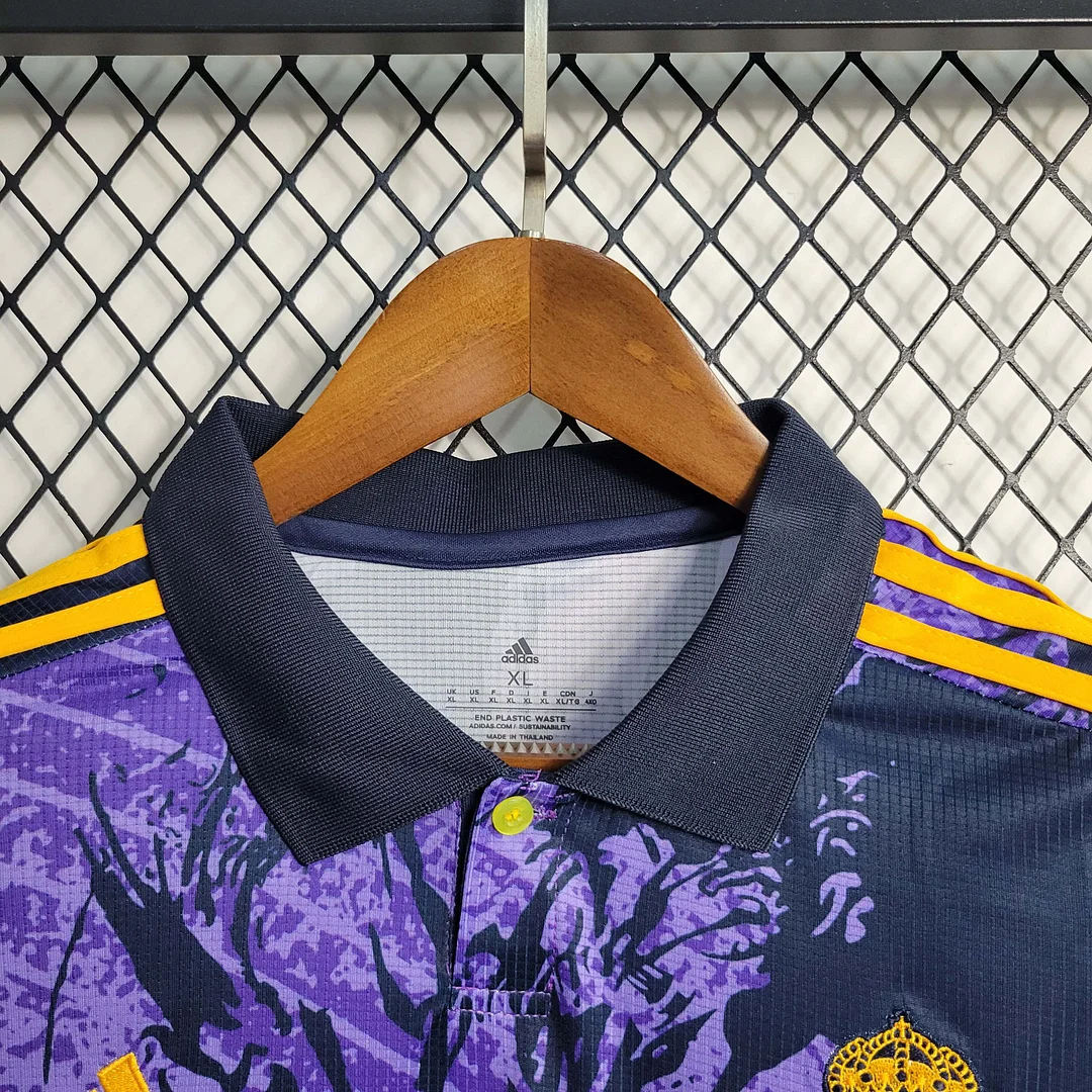 2023/2024 Real Madrid Lila Sonderedition Fußballtrikot — view 5