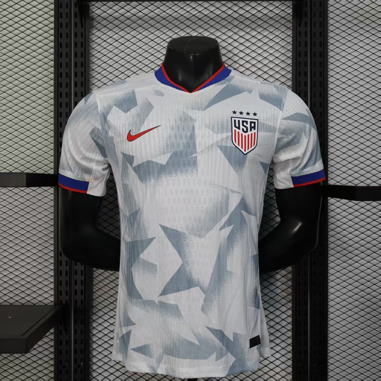 2025 Player Version United States Home Football Shirt AAA fan-grade