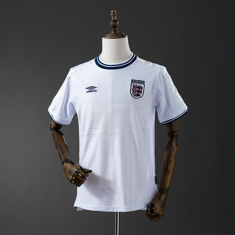 2000 Retro England Home Soccer Jersey AAA fan-grade