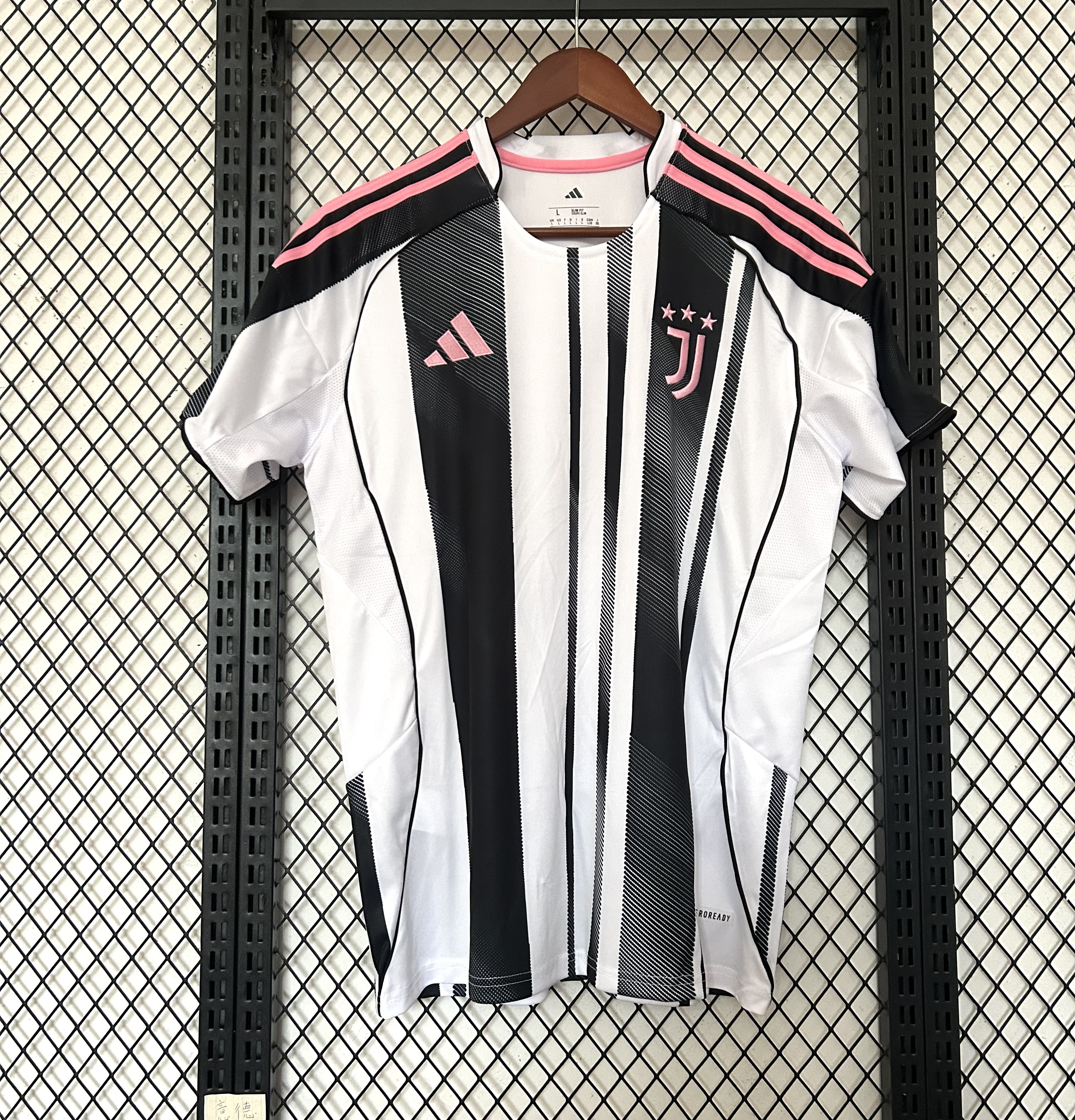 2025/2026 Juventus Domicile Maillot de football Qualité thaïlandaise