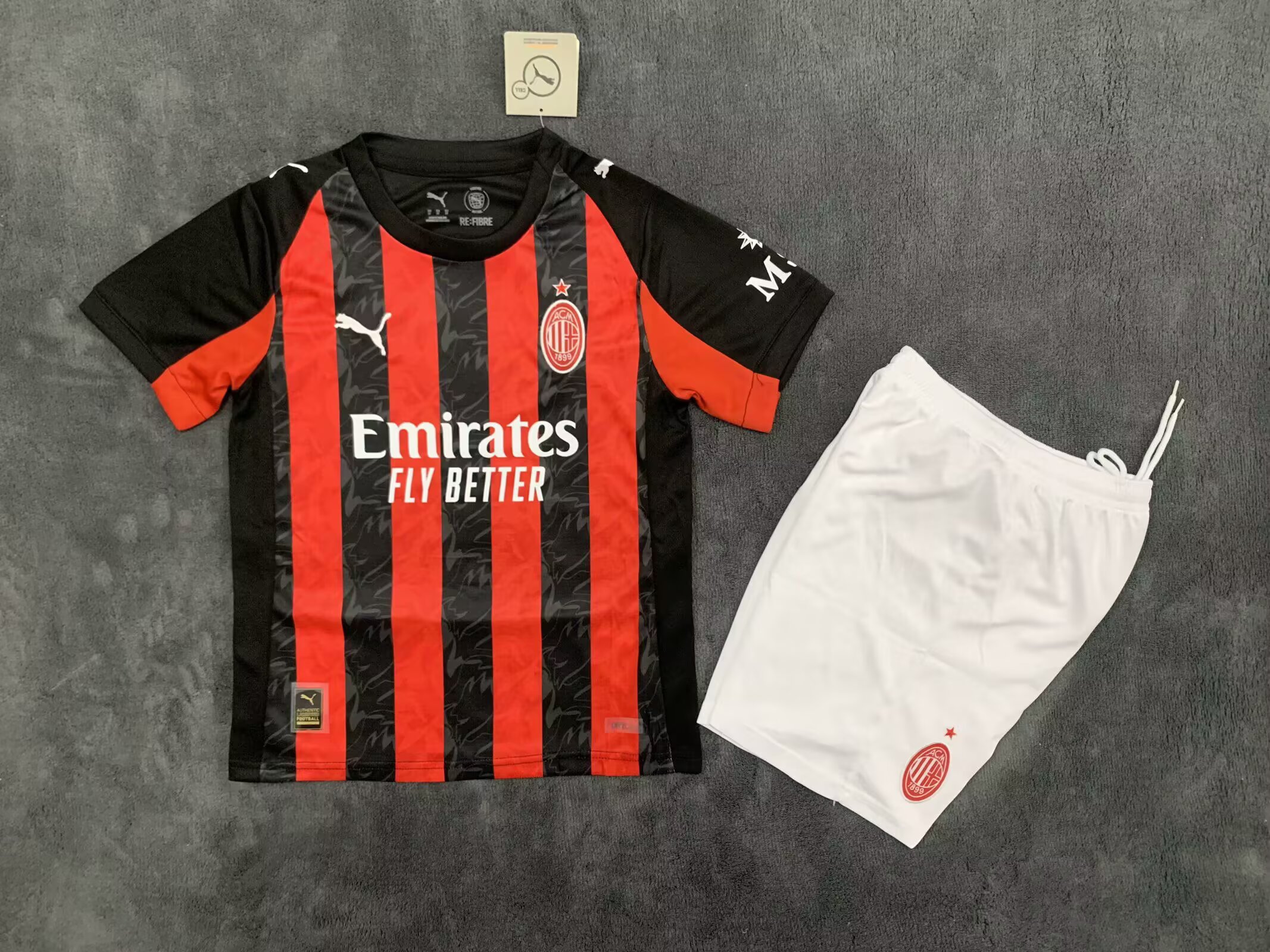 2025/2026 AC Milan Home Football Shirt AAA fan-grade Kids Size