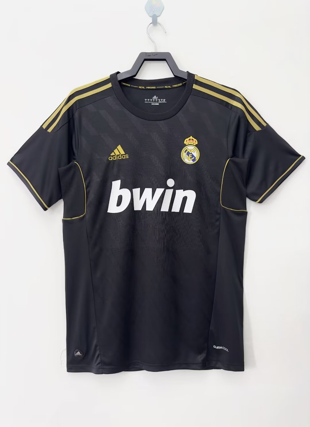 2011/2012 Retro Real Madrid Away Jersey AAA fan-grade