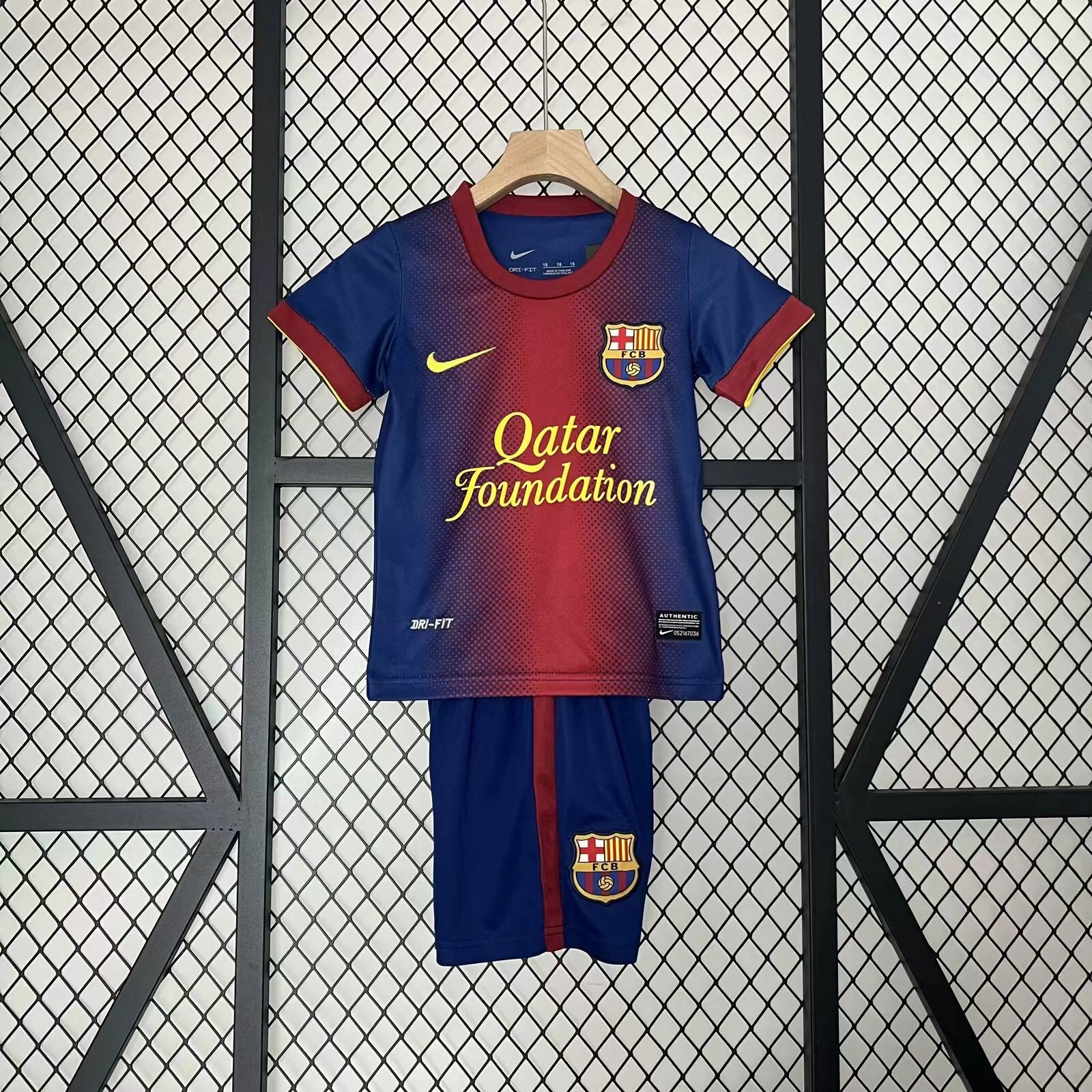 2012/2013 Retro Barcelona Home Football Shirt AAA fan-grade Kids Size