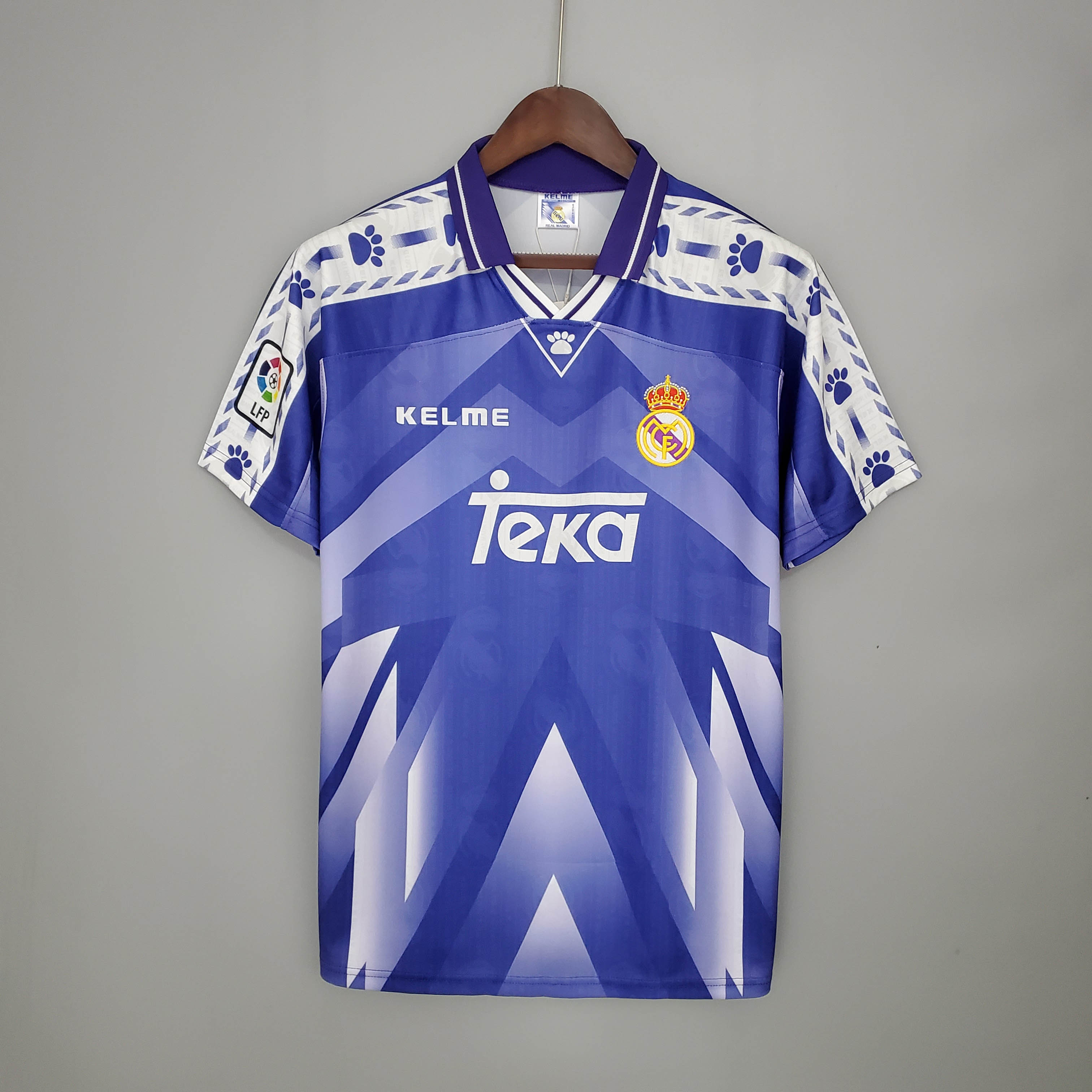 1996/1997 Retro Real Madrid Away Soccer Jersey AAA fan-grade