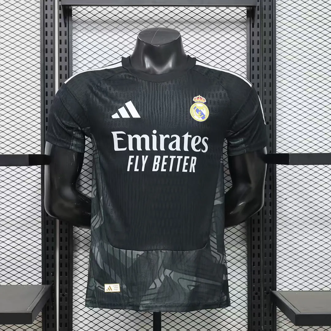 2026/2027 Spielerversion Real Madrid Torwart Schwarz Fußballtrikot 1:1 Thai Qualität