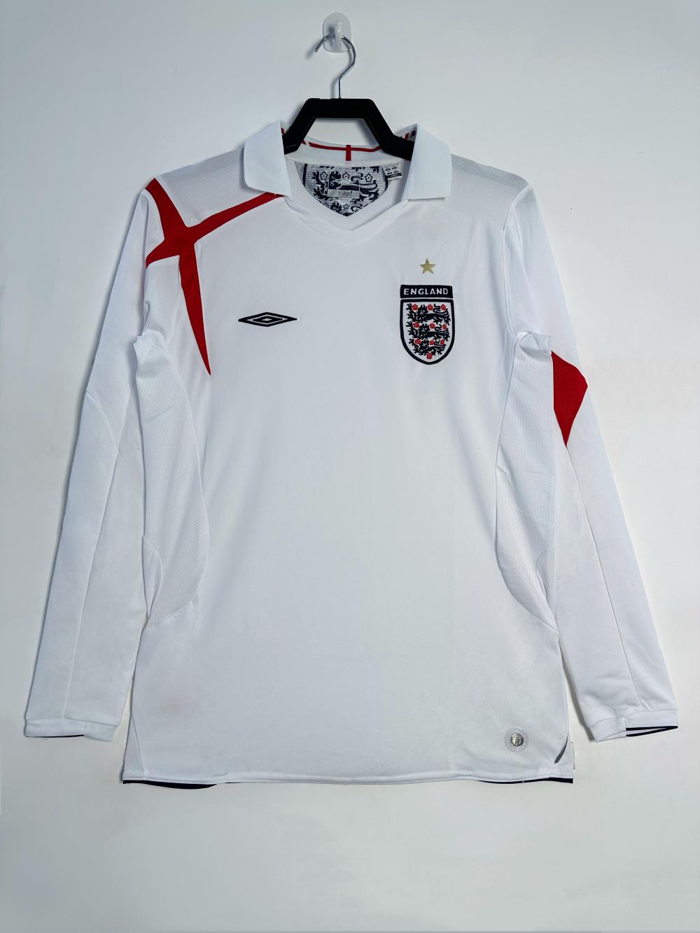 2006 Retro Long Sleeve England Home Soccer Jersey AAA fan-grade